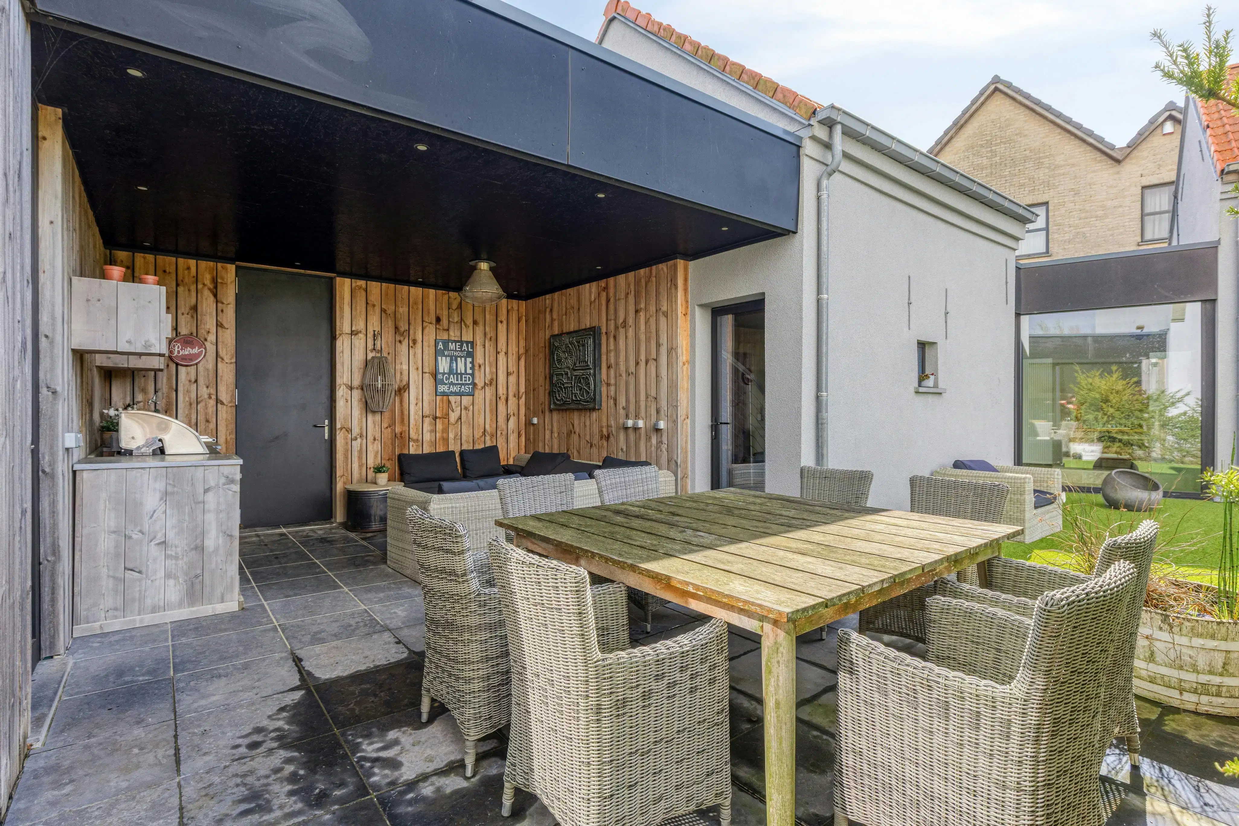 Gerenoveerd huis met wellness te koop in Zottegem foto 18