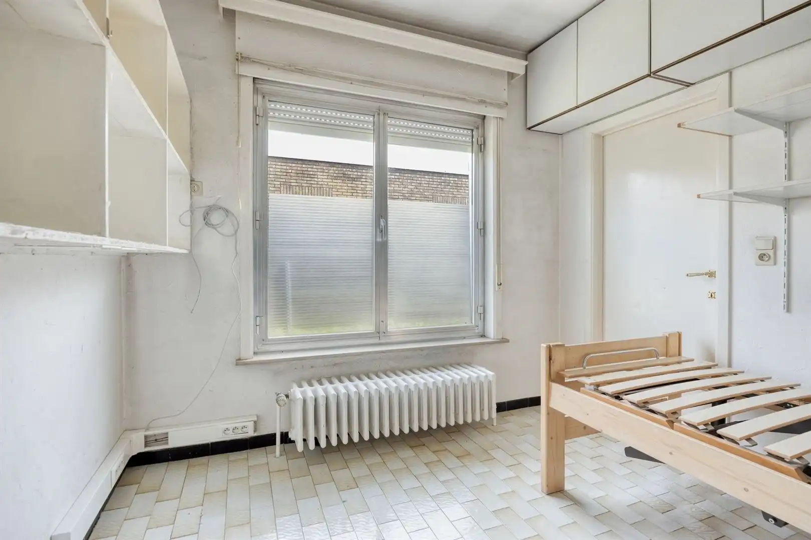 Villa met achterliggend kantoorgebouw foto 16