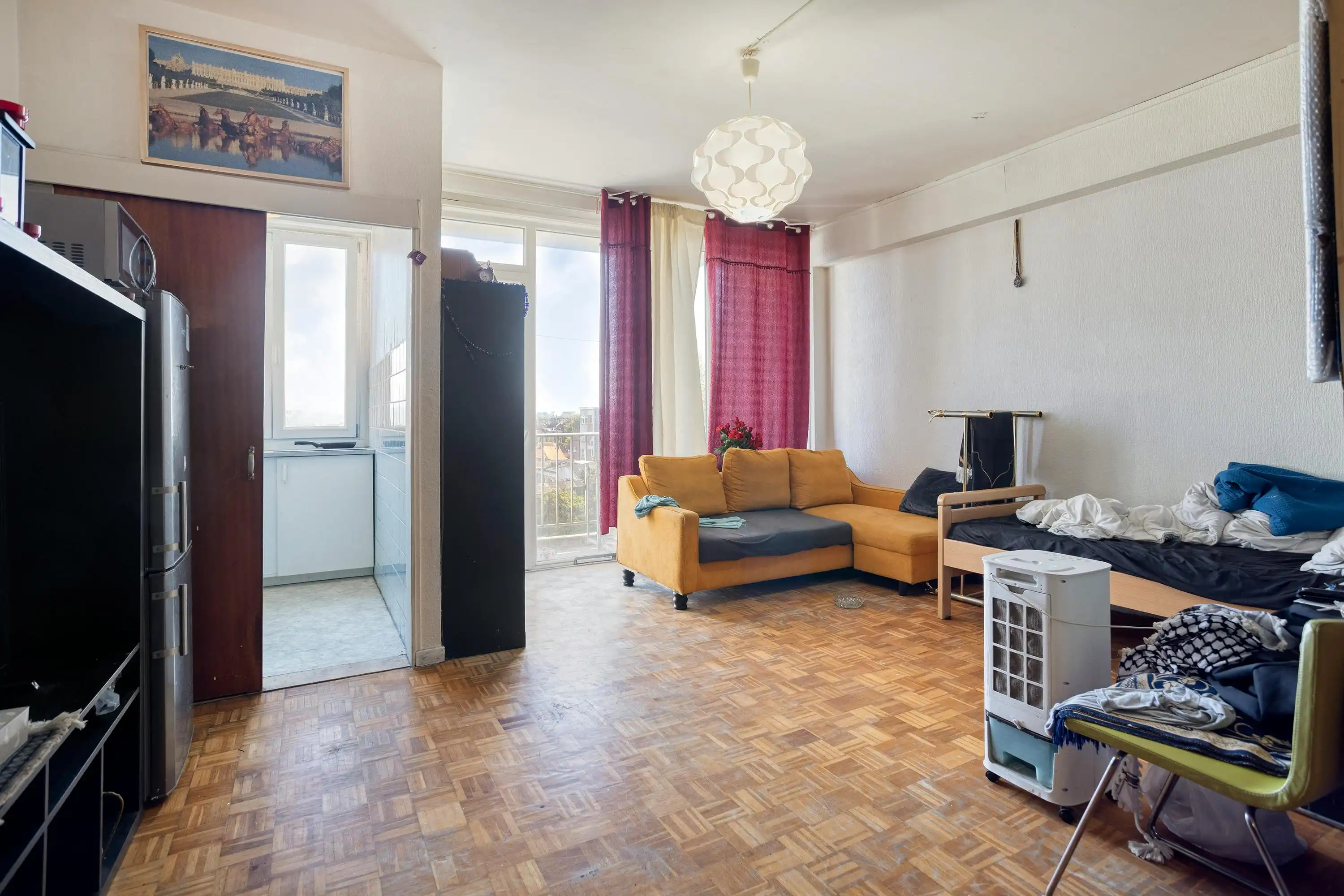 Op te frissen studio met terras te koop in Antwerpen centrum foto 3