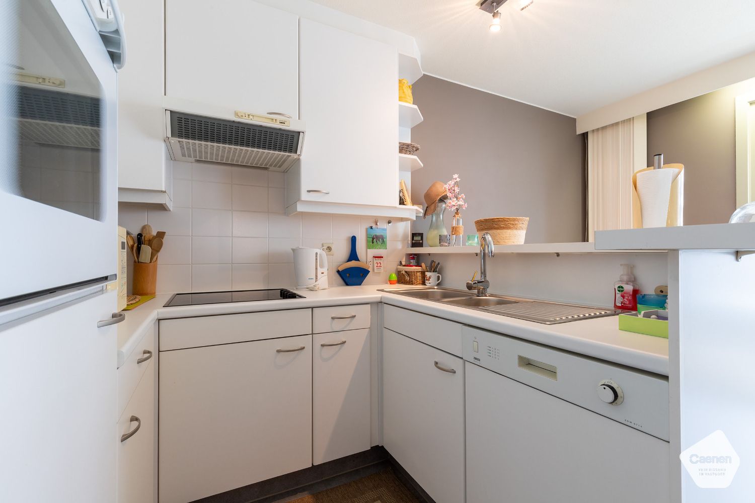 Instapklare studio met slaaphoek én ruim terras te Nieuwpoort foto 7