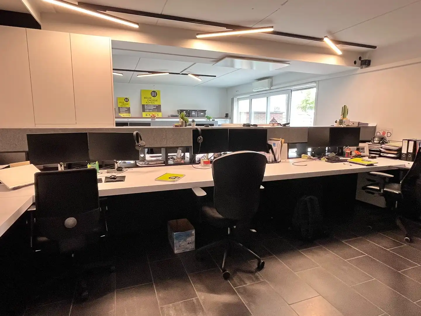 Gelijkvloers handelspand van 174 m² foto 8