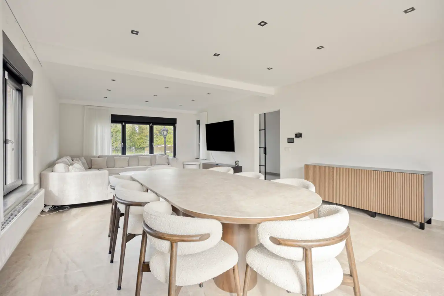 Volledig gerenoveerde bungalow op 8 are foto 6