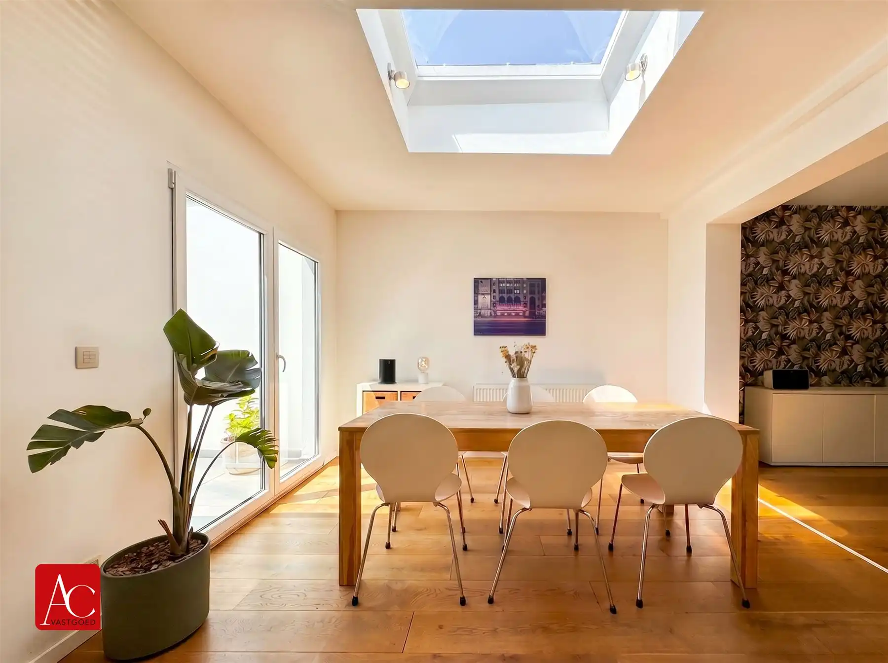 Instapklare woning met 5 slaapkamers en tuin foto 13