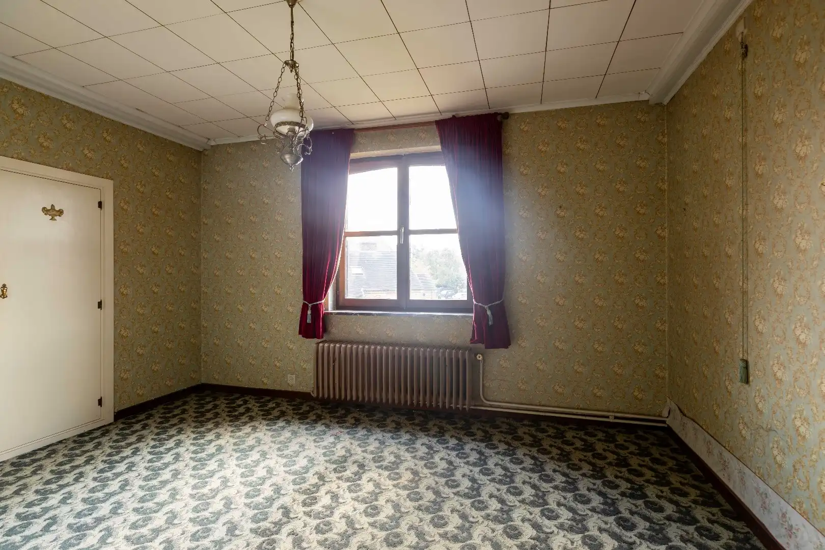 Karaktervolle woning met garage, tuin en veel potentieel in Brugse rand foto 13