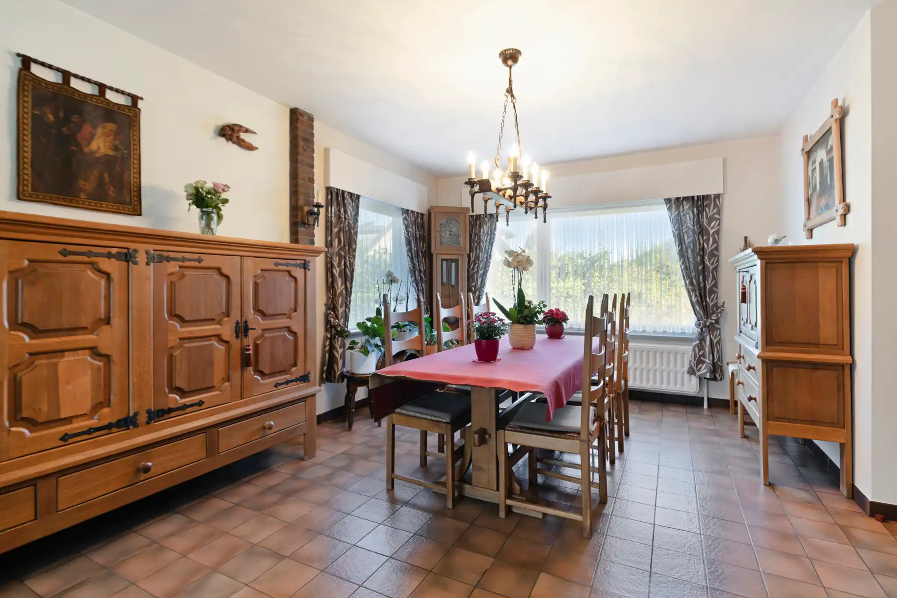 Charmante woning met mooie tuin, 3 slaapkamers en garage foto 5