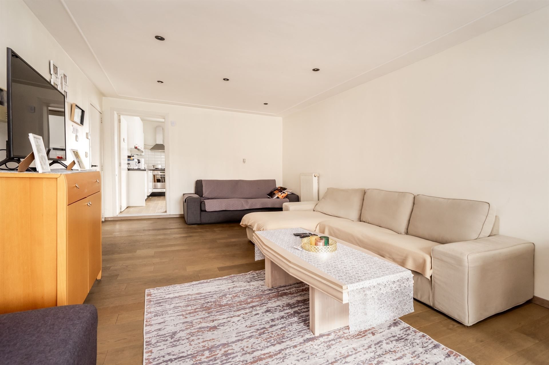 Duplex app met 3 slpks, terras en garage. foto 4