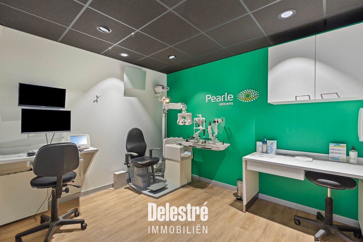Opbrengsteigendom verhuurd aan PEARLE OPTICIENS  foto 13