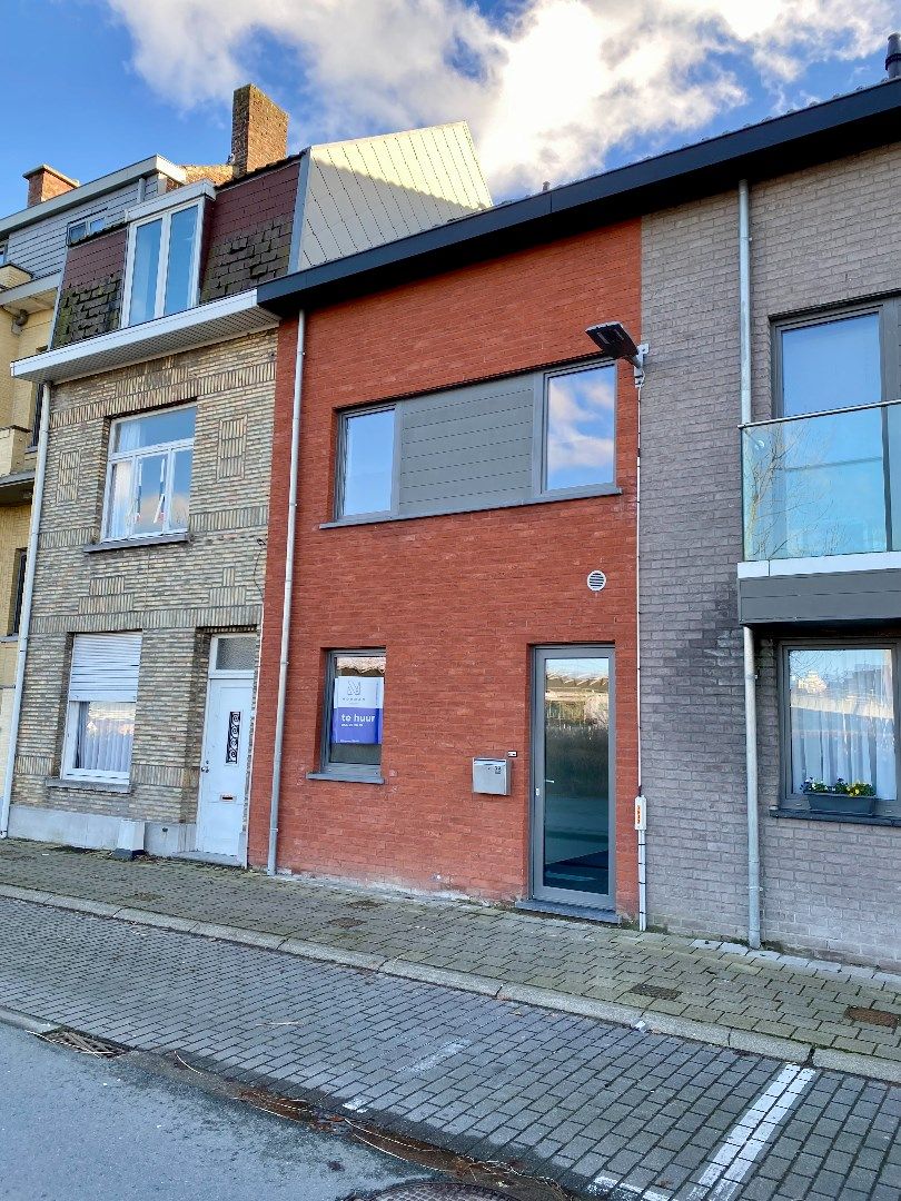 Pareltje aan de Leie met 3 slaapkamers, zuid gerichte tuin en garage in centrum van Kortrijk foto 15