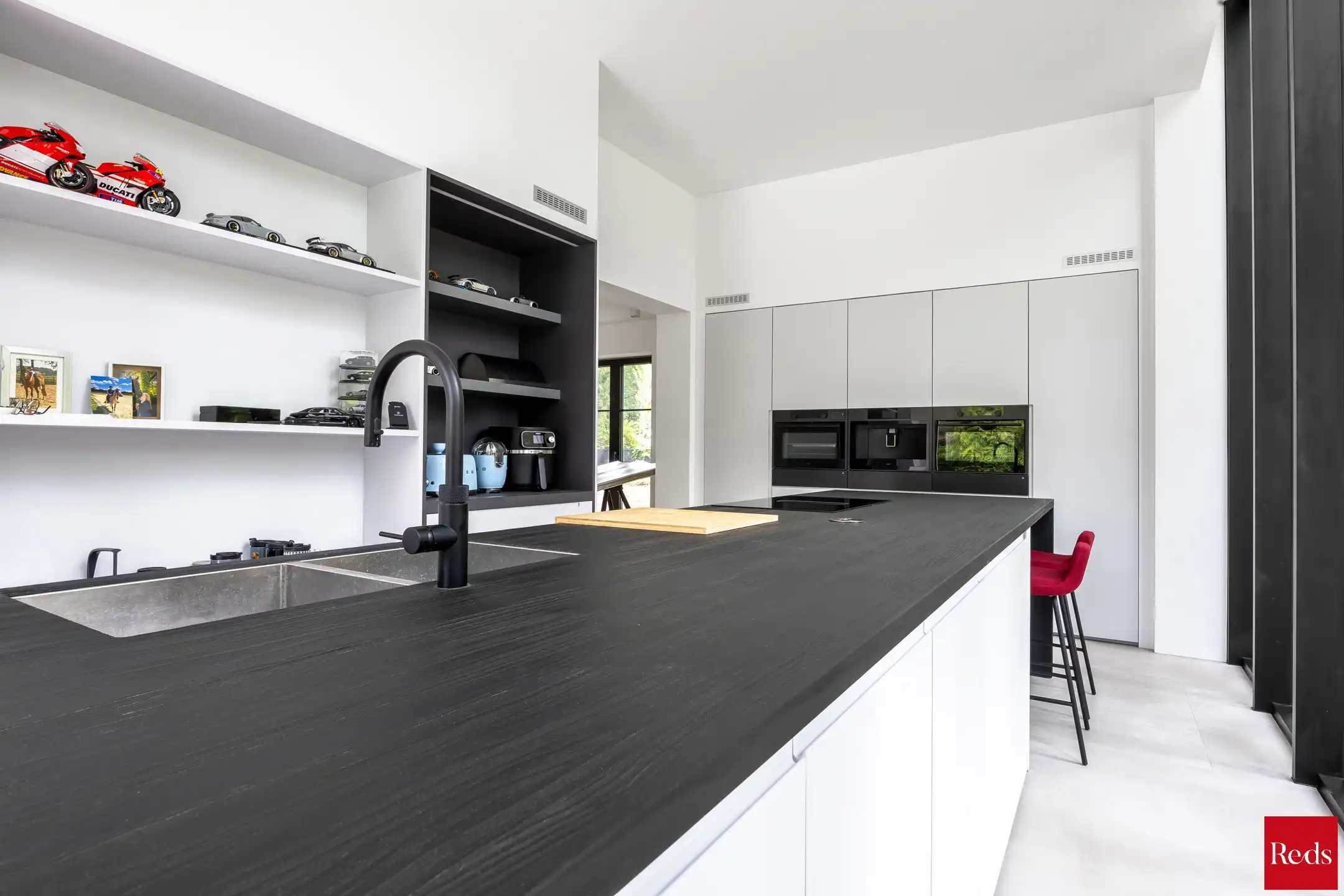 Luxe gerenoveerde villa (EPC A) op riant hoekperceel foto 18