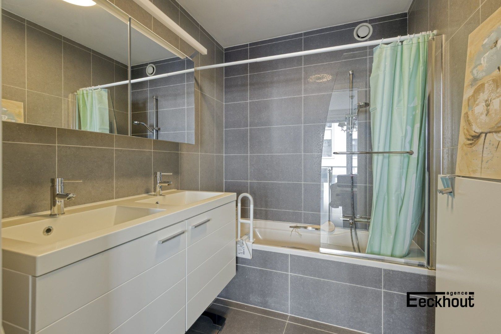 Modern 1-slaapkamer in centrum van Oostende en dicht bij strand foto 8