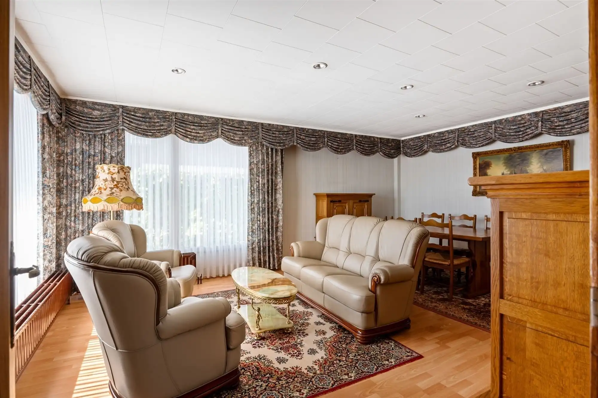 Grondig te moderniseren woning te Putte foto 2