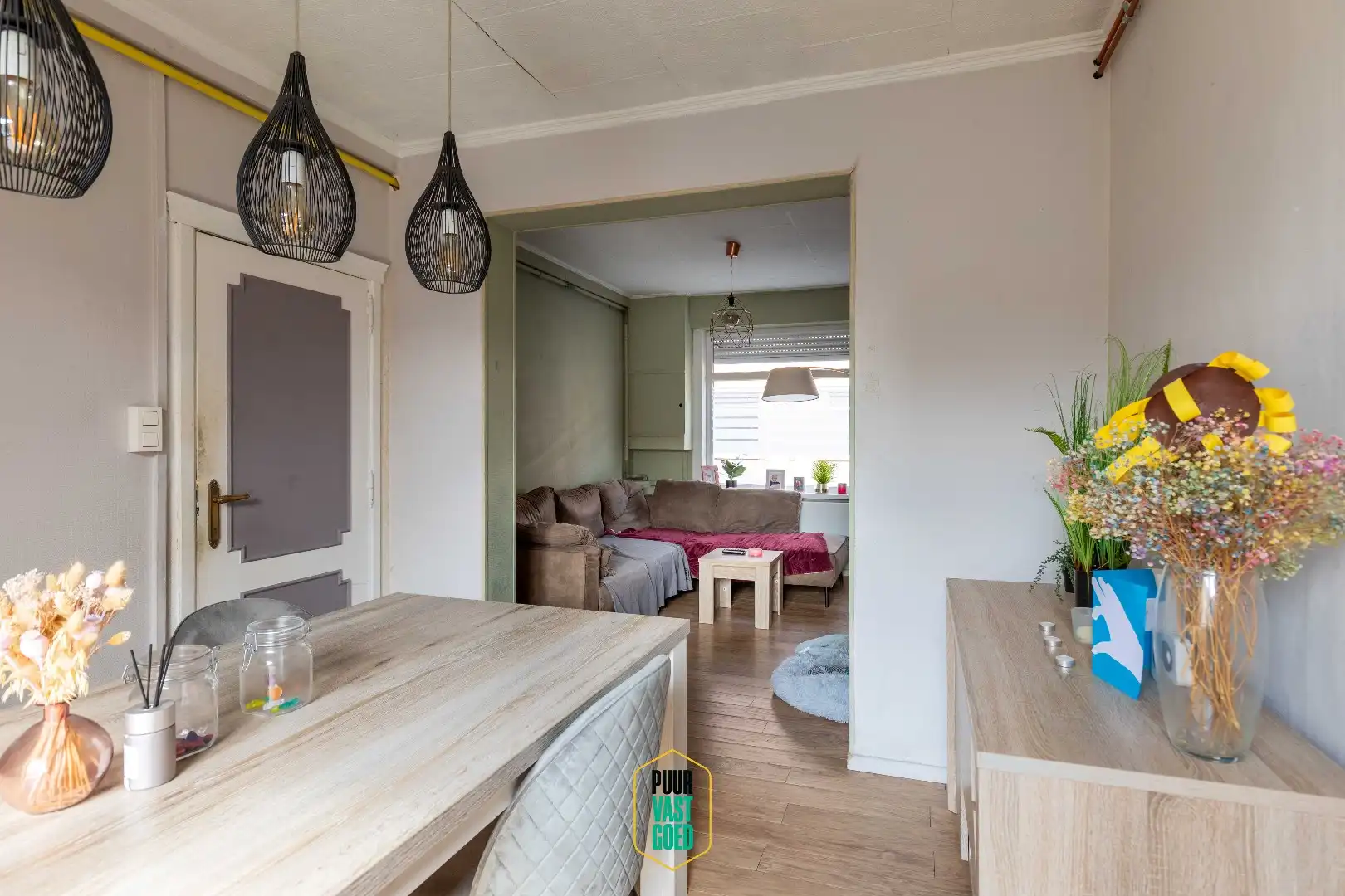 Charmante gezinswoning met 4 slaapkamers op een uitstekende ligging in Sint-Andries. foto 3