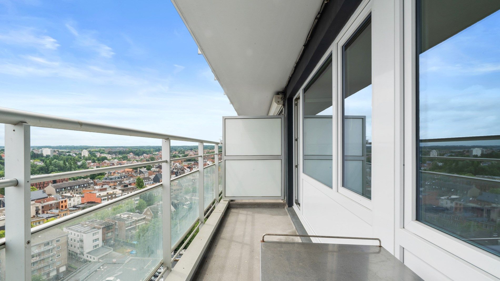 HEVERLEE - grote studio met panoramisch zicht en groot terras foto 8