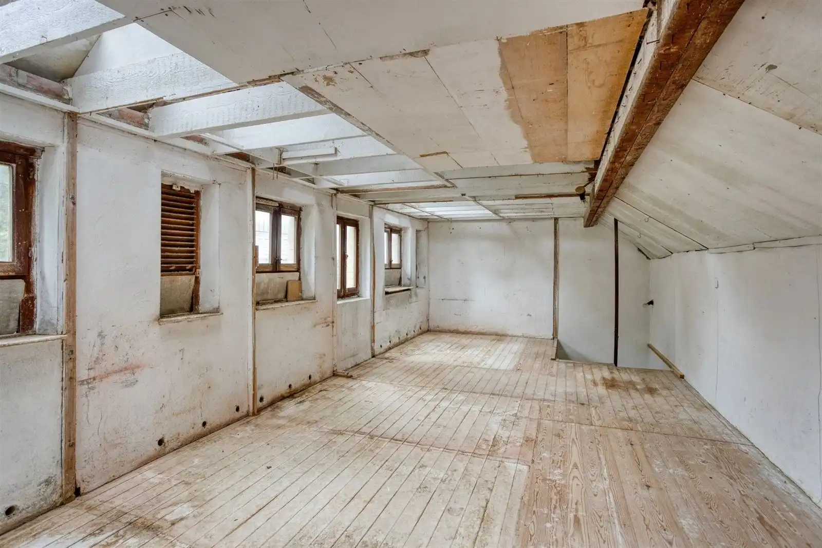 Zeer ruime villa (340m²) op een terrein van 7a38ca foto 36