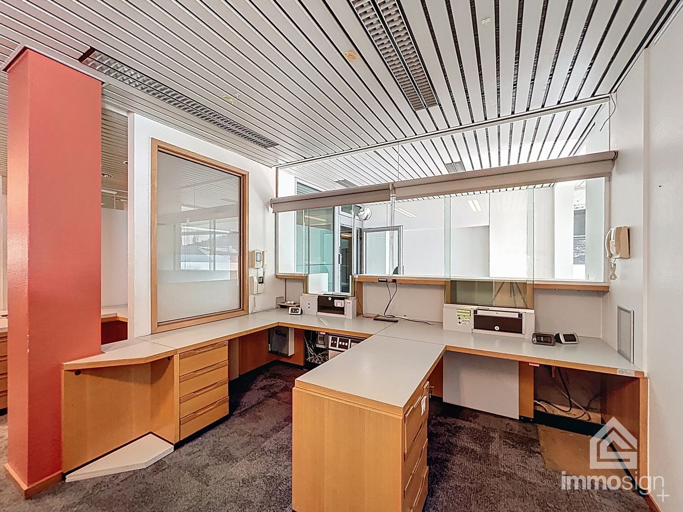 Gelijkvloerse kantoorruime van 243m² langs de Rijksweg foto 19