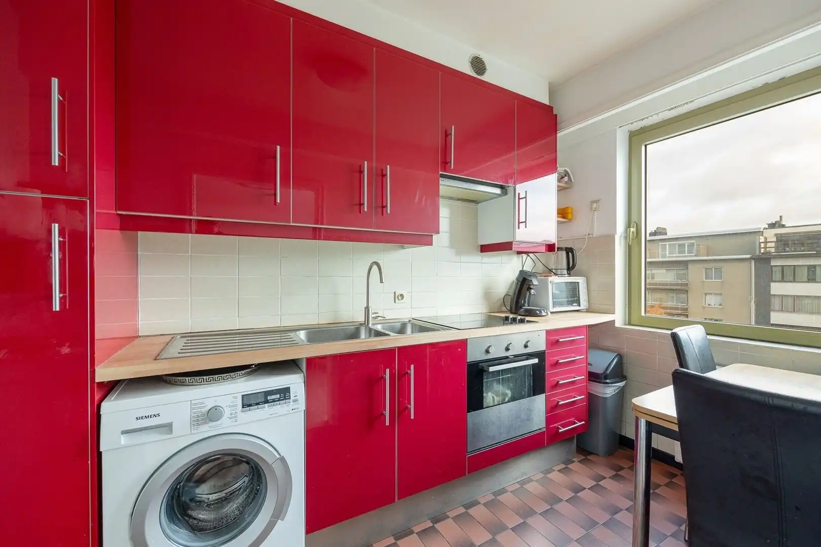 Appartement met 2 slaapkamers, terras en parking foto 7