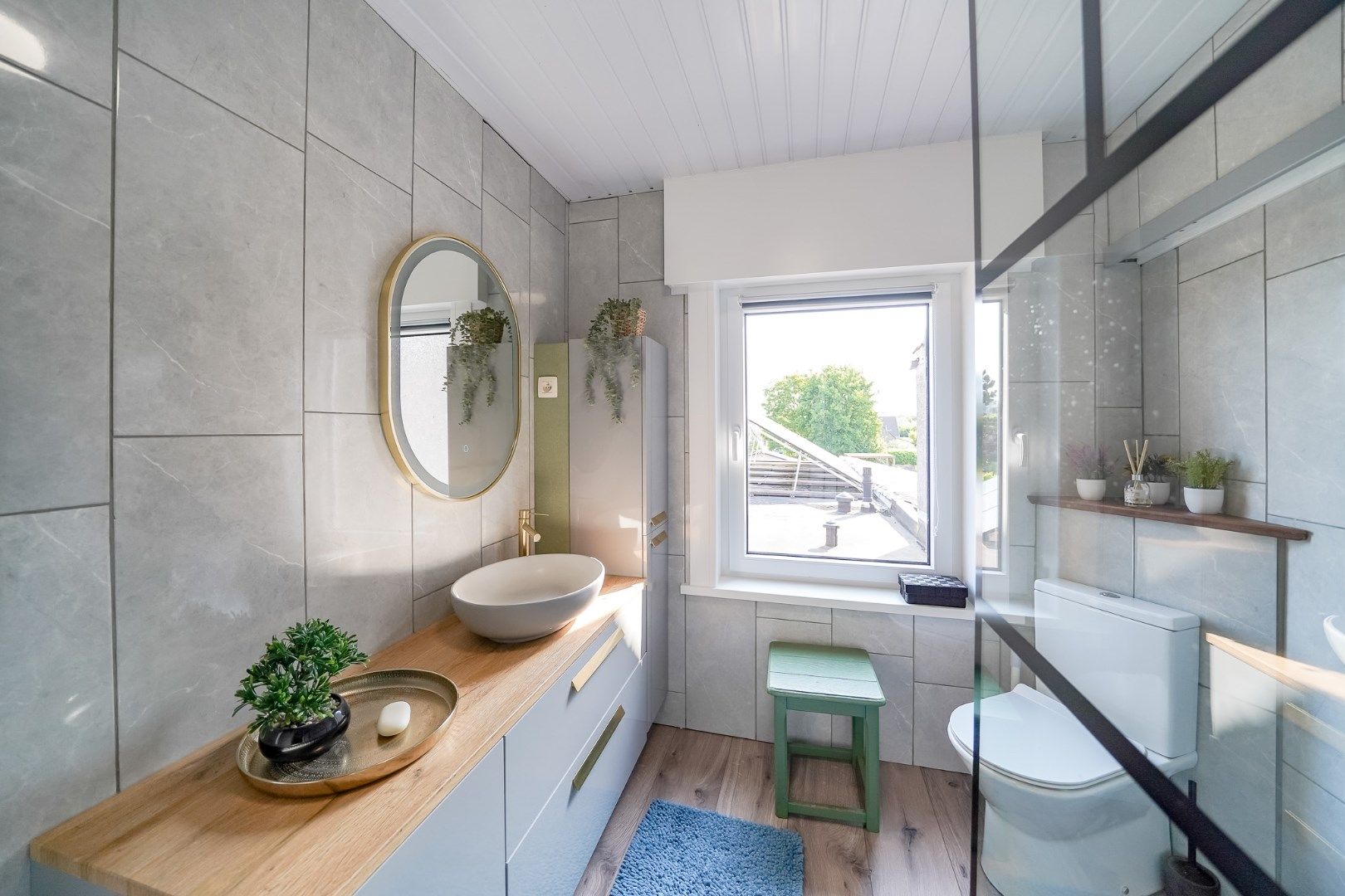 Gezinswoning met diepe tuin en uitweg achteraan foto 20