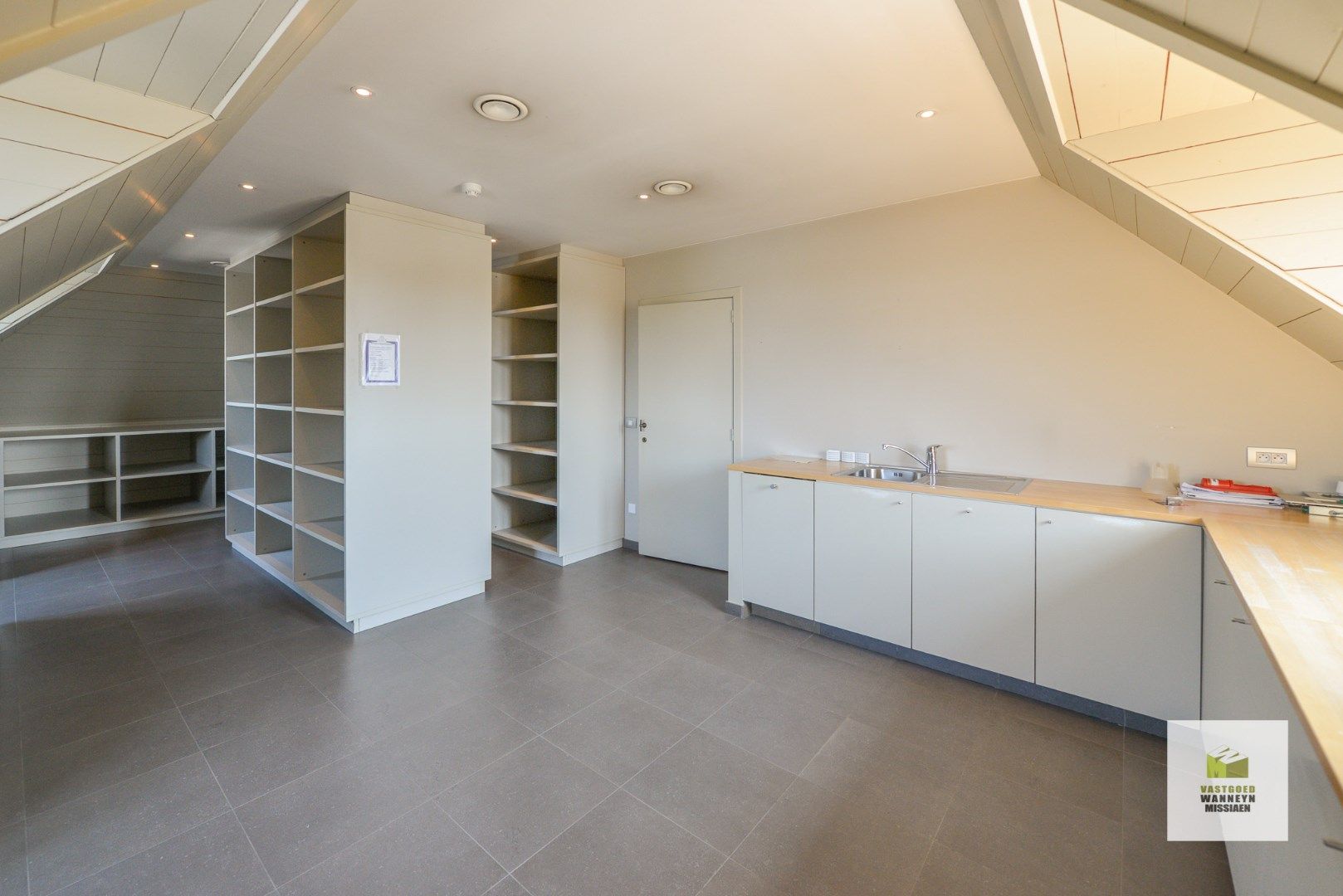 Luxueuze woning met 3 slpk, zwembad en polyvalente ruimte van 115 m2   foto 22