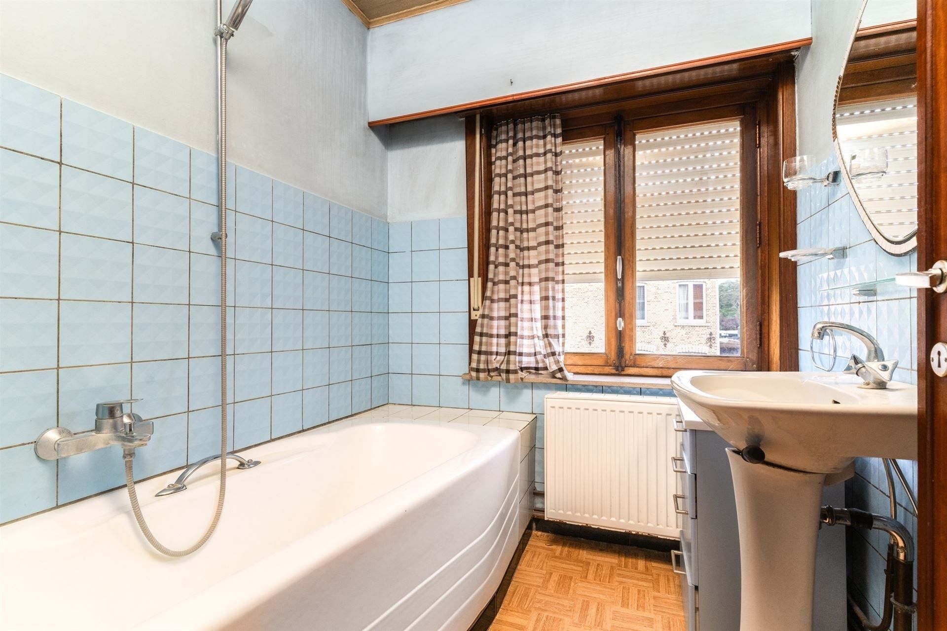 Charmante te renoveren woning op terrein van 500 m² foto 15
