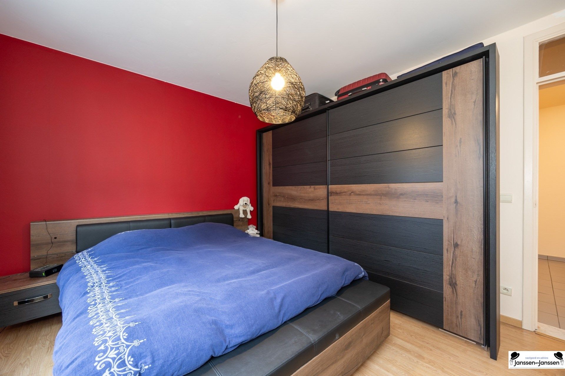 Lichtrijk instapklaar 2 kamer appartement in centrum Temse foto 10
