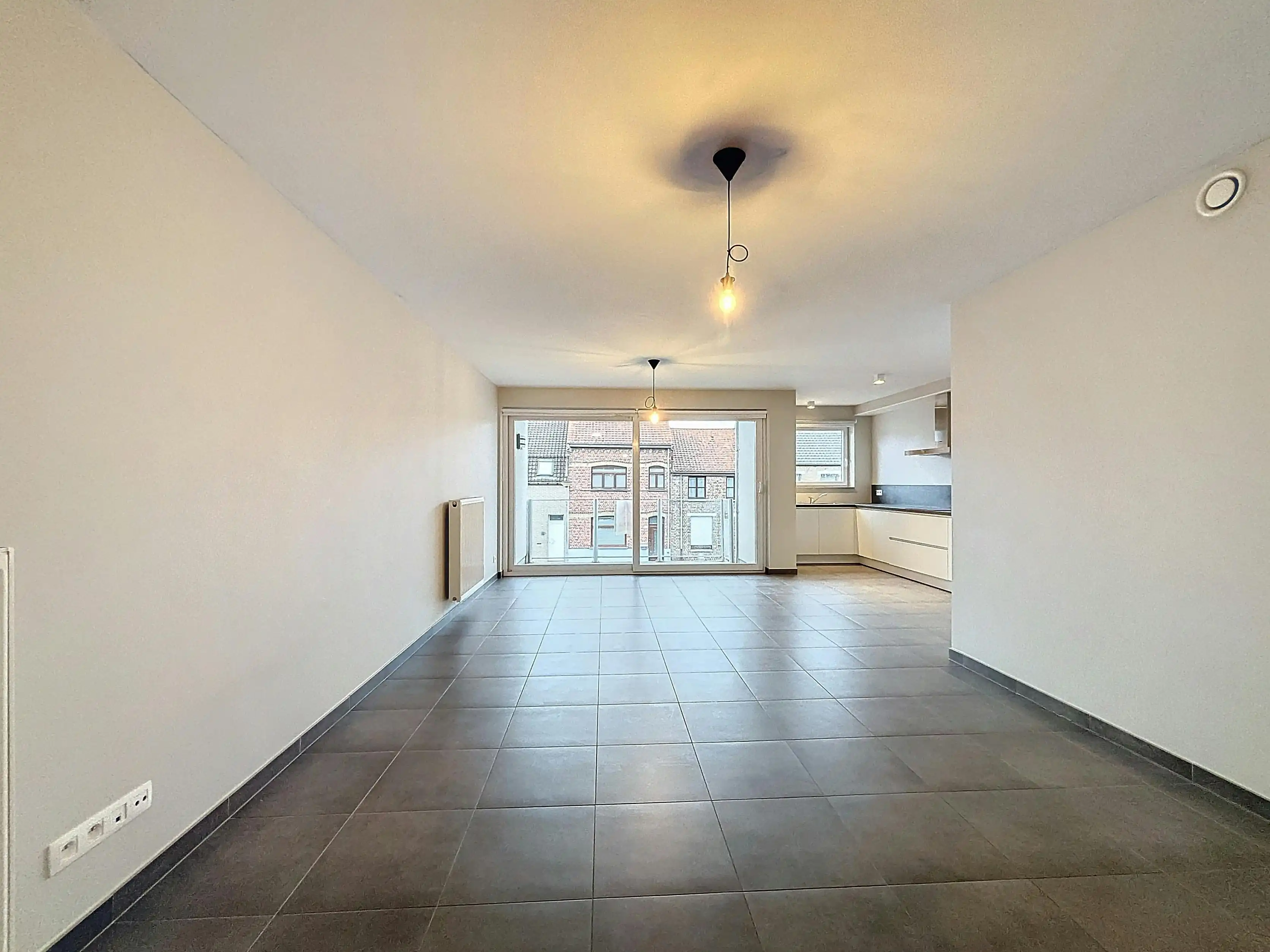 Appartement met 2 slaapkamers en staanplaats te Veurne. foto 12