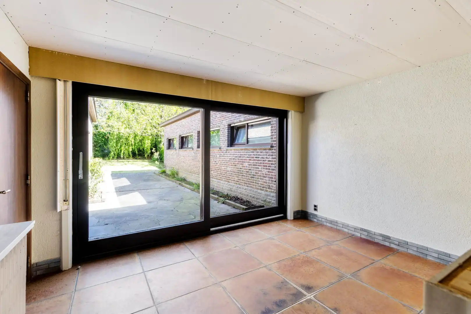Ruime gezinswoning met 6 slaapkamers foto 8