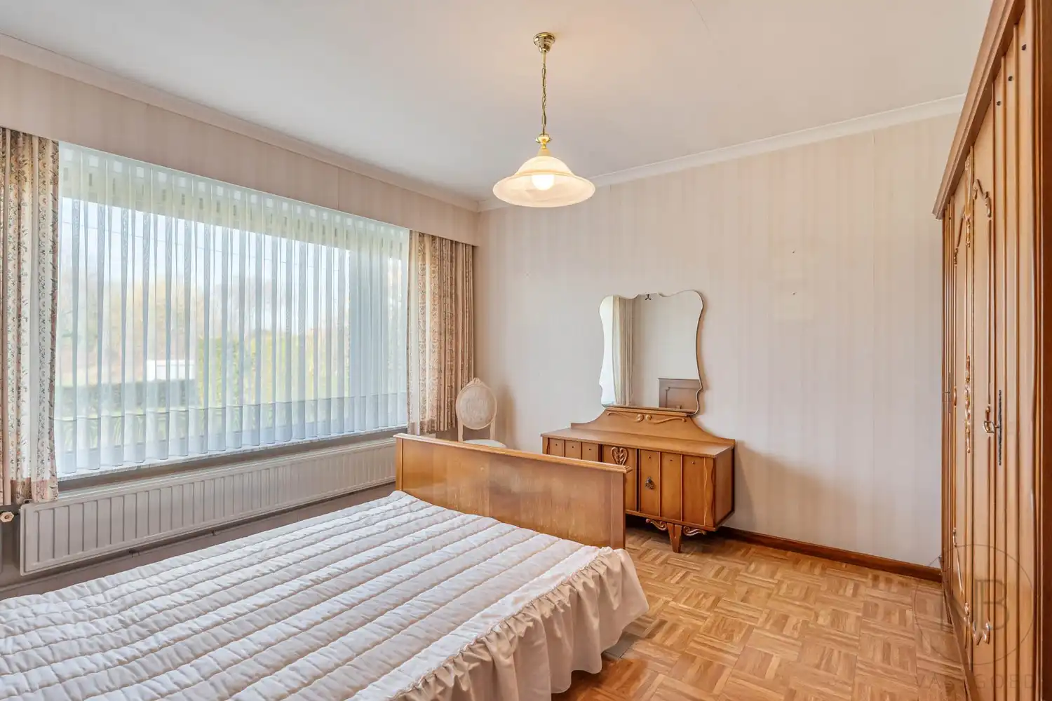 Gelijkvloerse woning met 2 slaapkamers op een uniek perceel van 18a 26ca foto 12