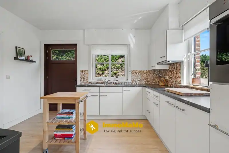 VERKOCHT - INSTAPKLARE WONING MET 2 SLAAPKAMERS (OPTIE TOT 3DE) TE KOOP foto 9