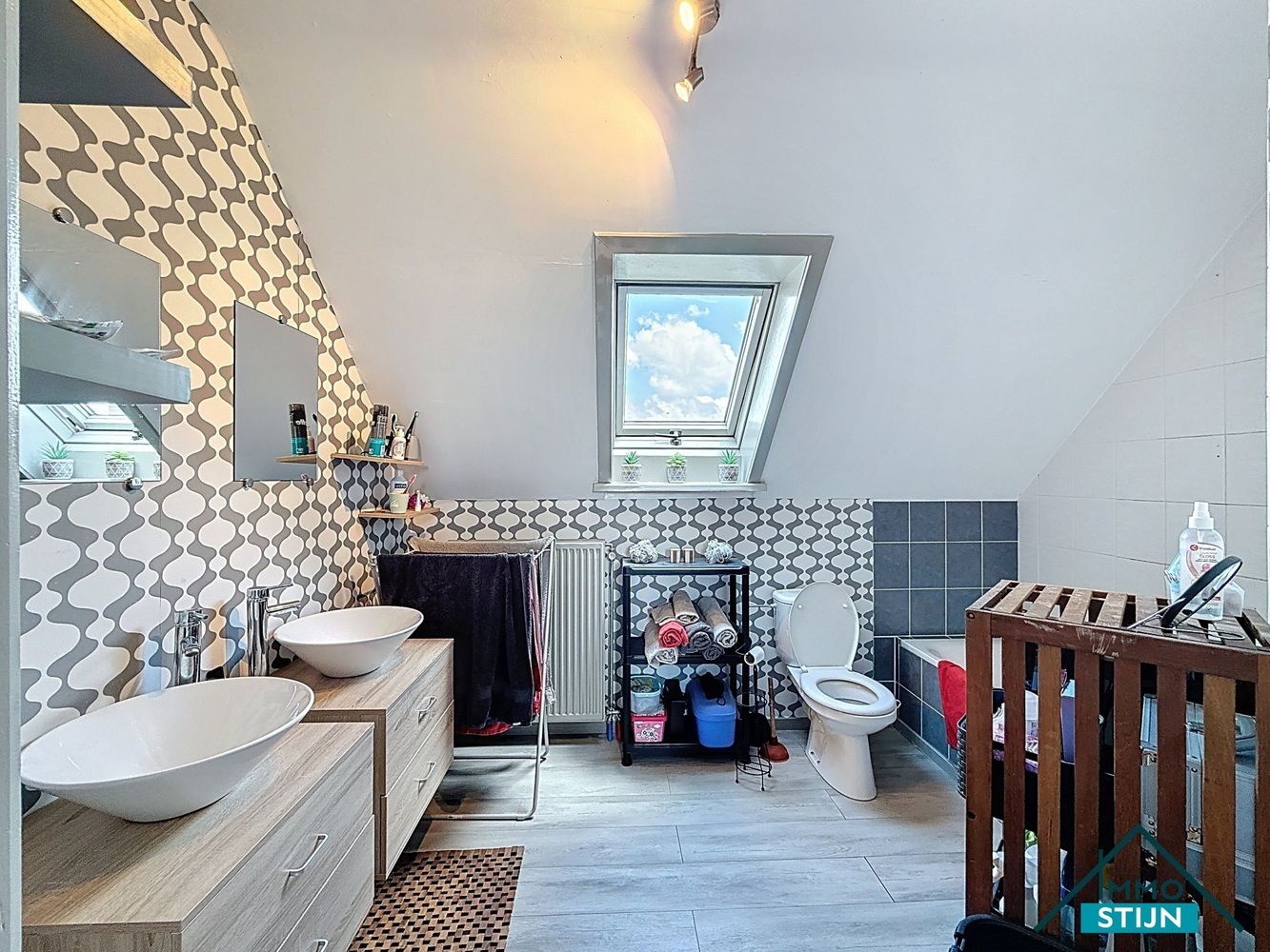 Landelijk gelegen woning met 4 slaapkamers foto 17