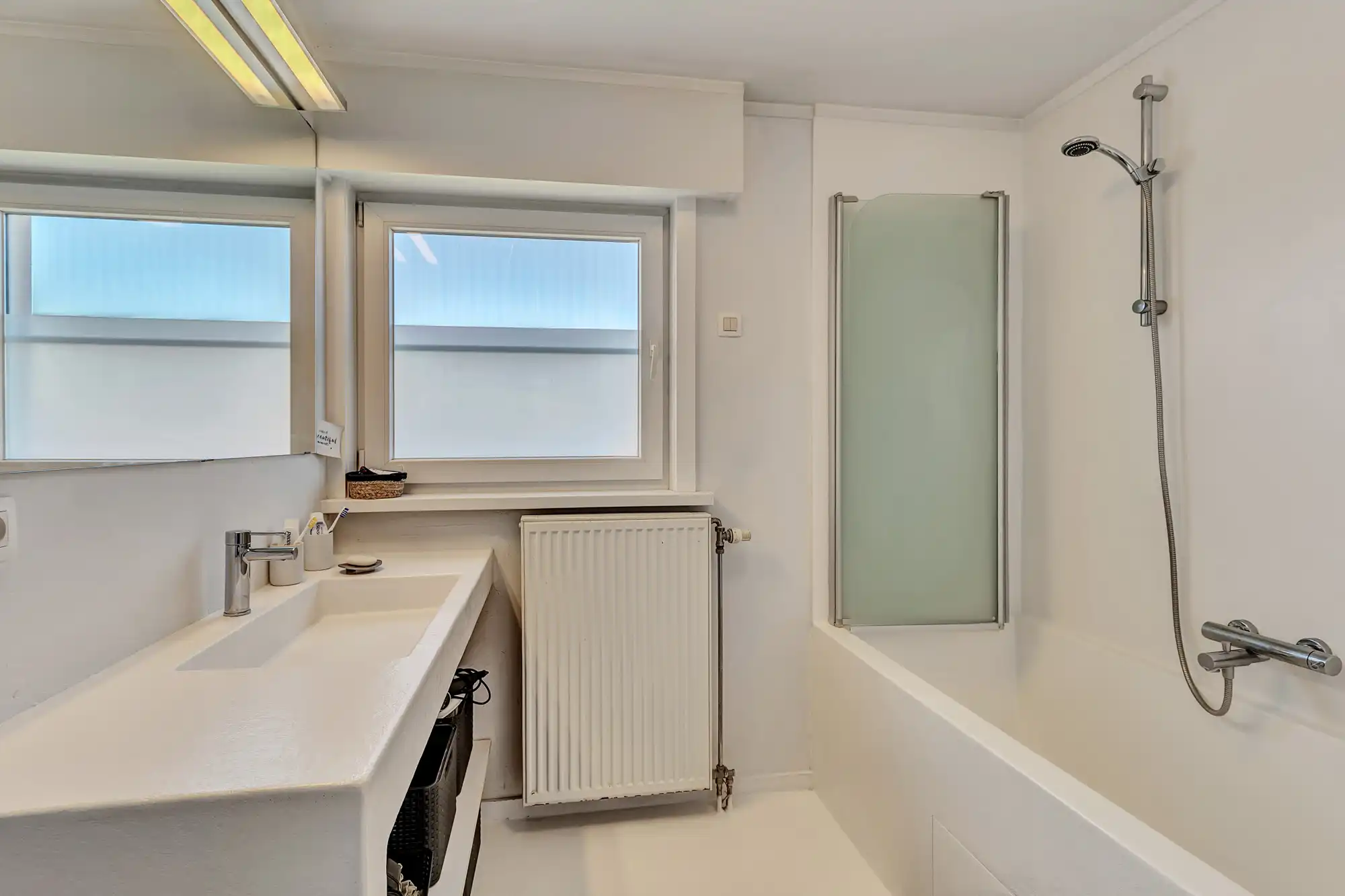 Instapklare halfopen bebouwing met lichtrijke aanbouw foto 11