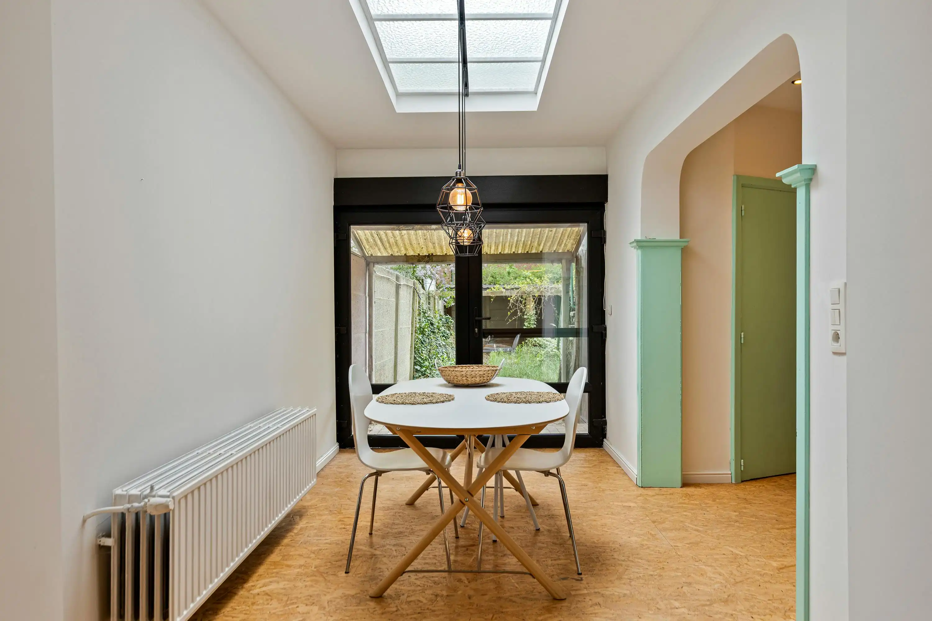 Huis met veel potentieel, tuin en garage te koop in Merksem foto 5