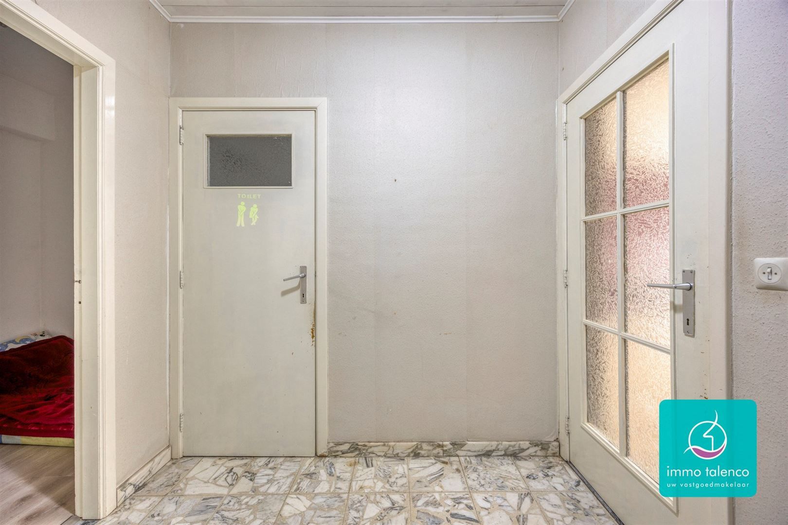Appartement op eerste verd.-  opp. 94 m² - 2 parkeerplaatsen foto 4