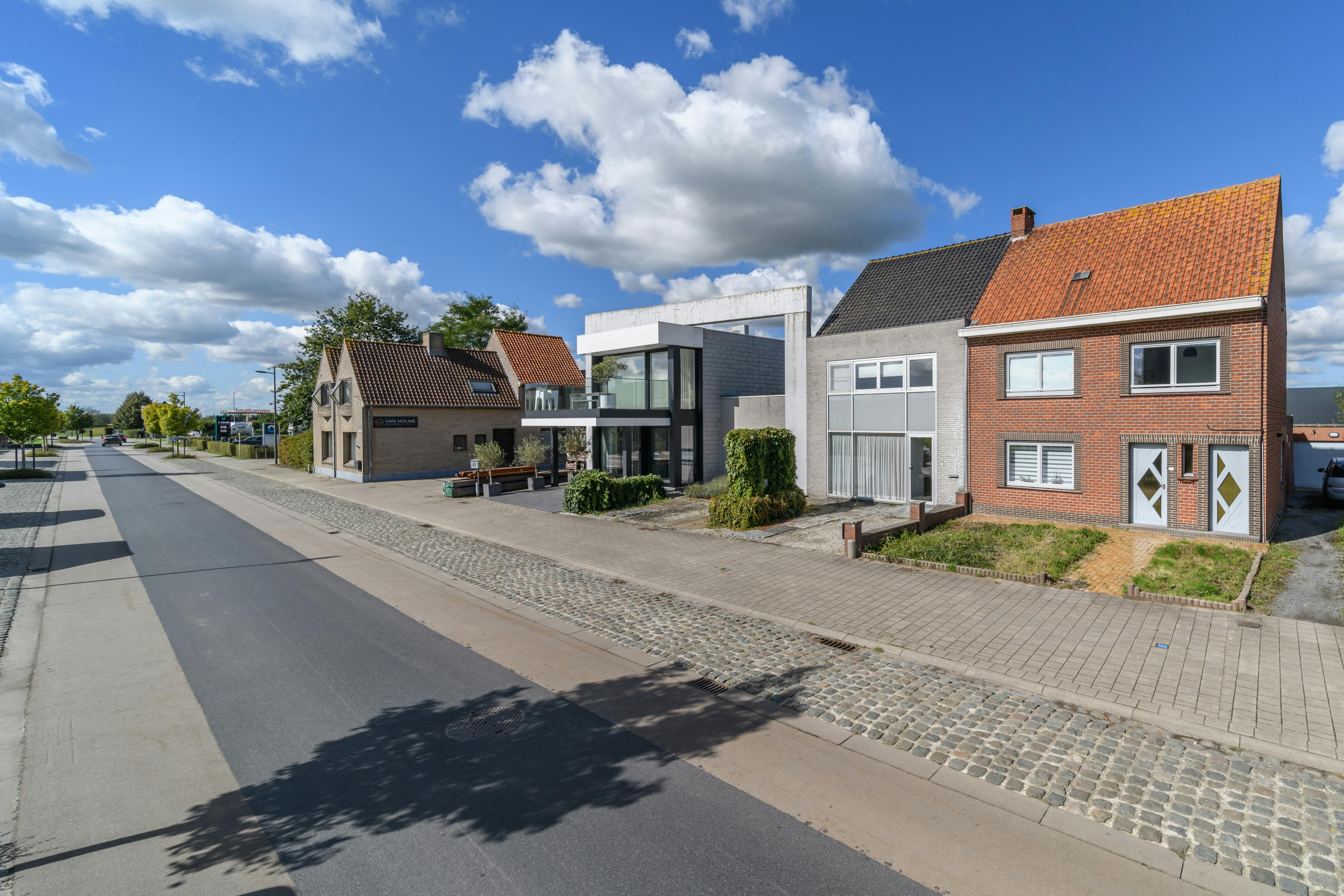 Ruime woning met 3 slaapkamers te Reninge. foto 10