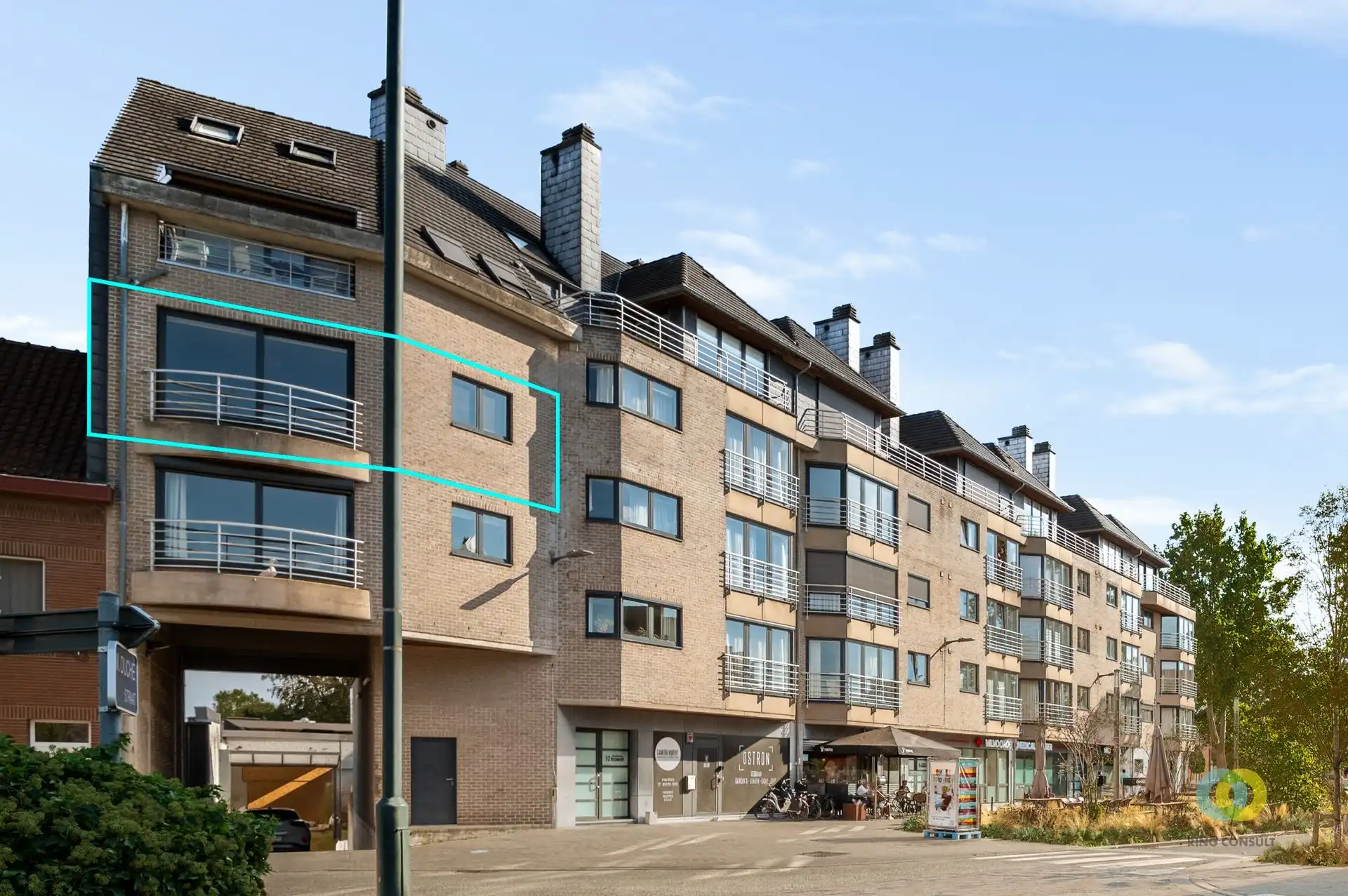 Verzorgd 1-slaapkamerappartement met 2 terrassen   foto {{pictureIndex}}