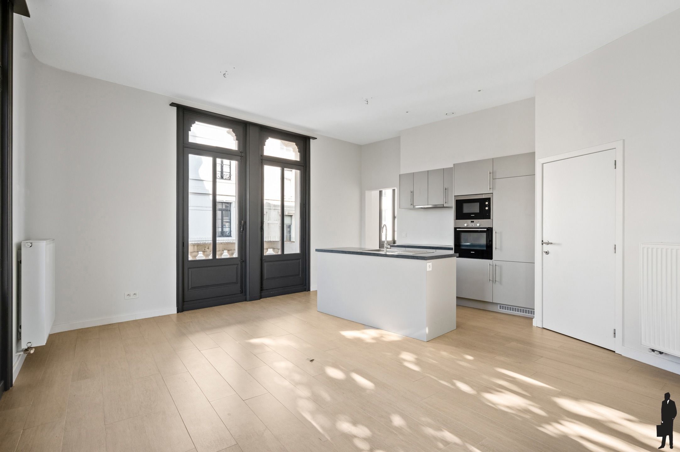 Schitterend licht en ruim 1-slaapkamer appartement op het hippe Zuid! foto 3