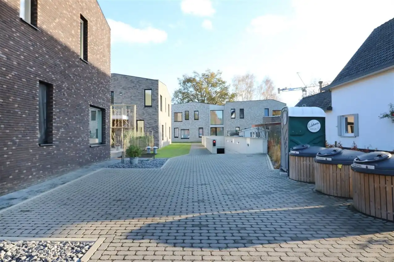 Gelijkvloers appartement, 2 slpk., autostaanplaats foto 62