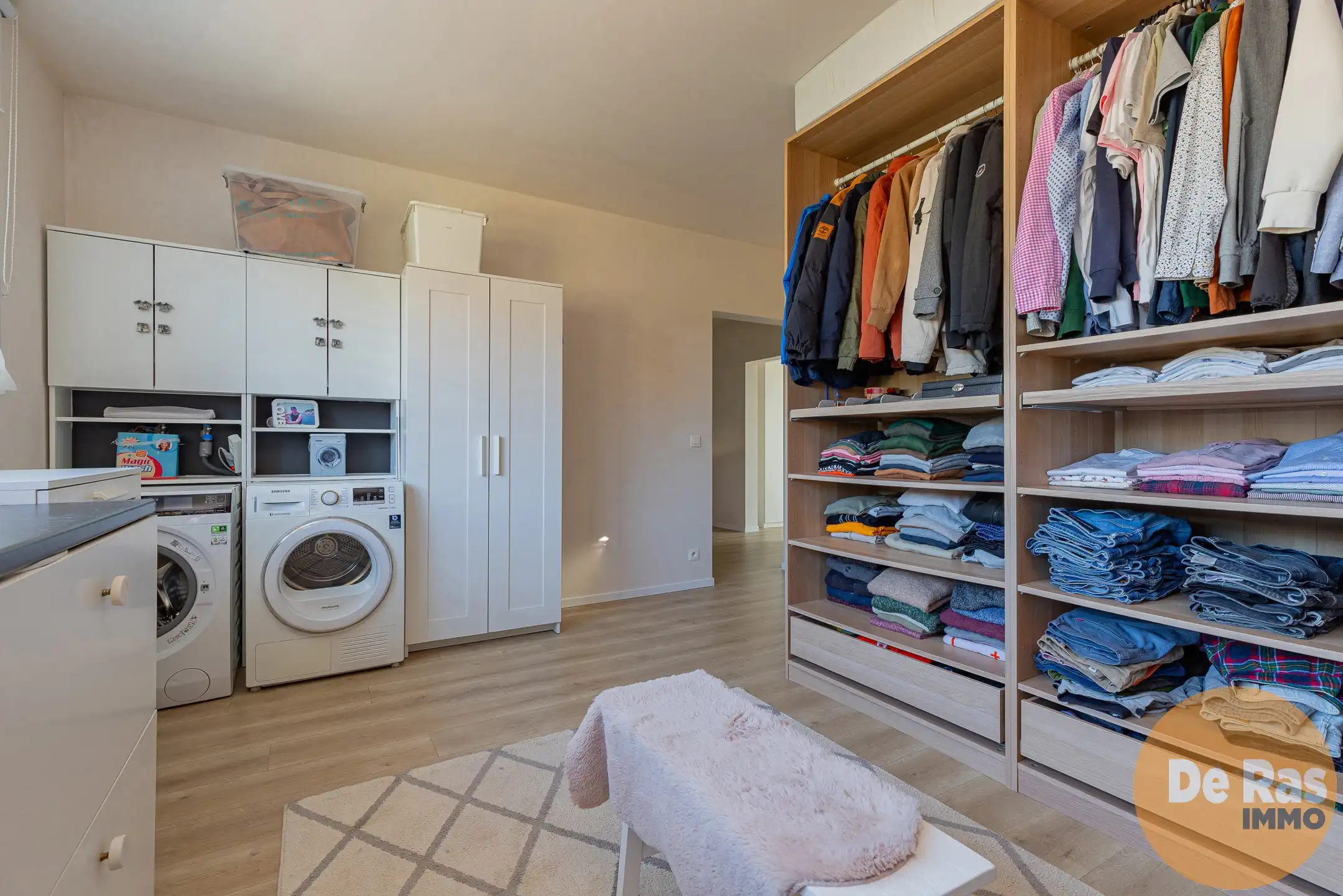 WICHELEN - Exclusief gerenoveerde woning met 4 slaapkamers foto 22