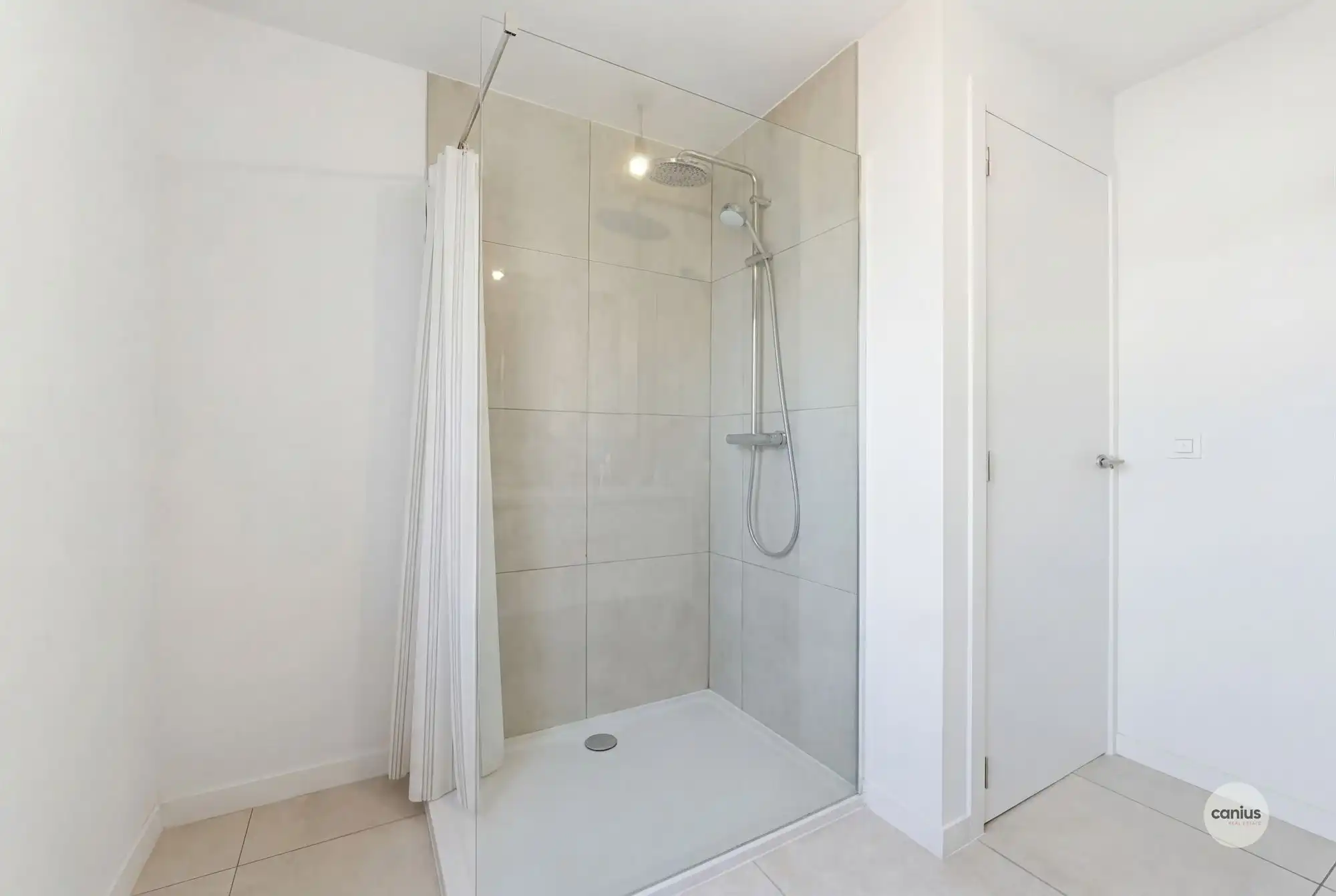 INSTAPKLARE WONING MET 3 SLKS & TUIN foto 17