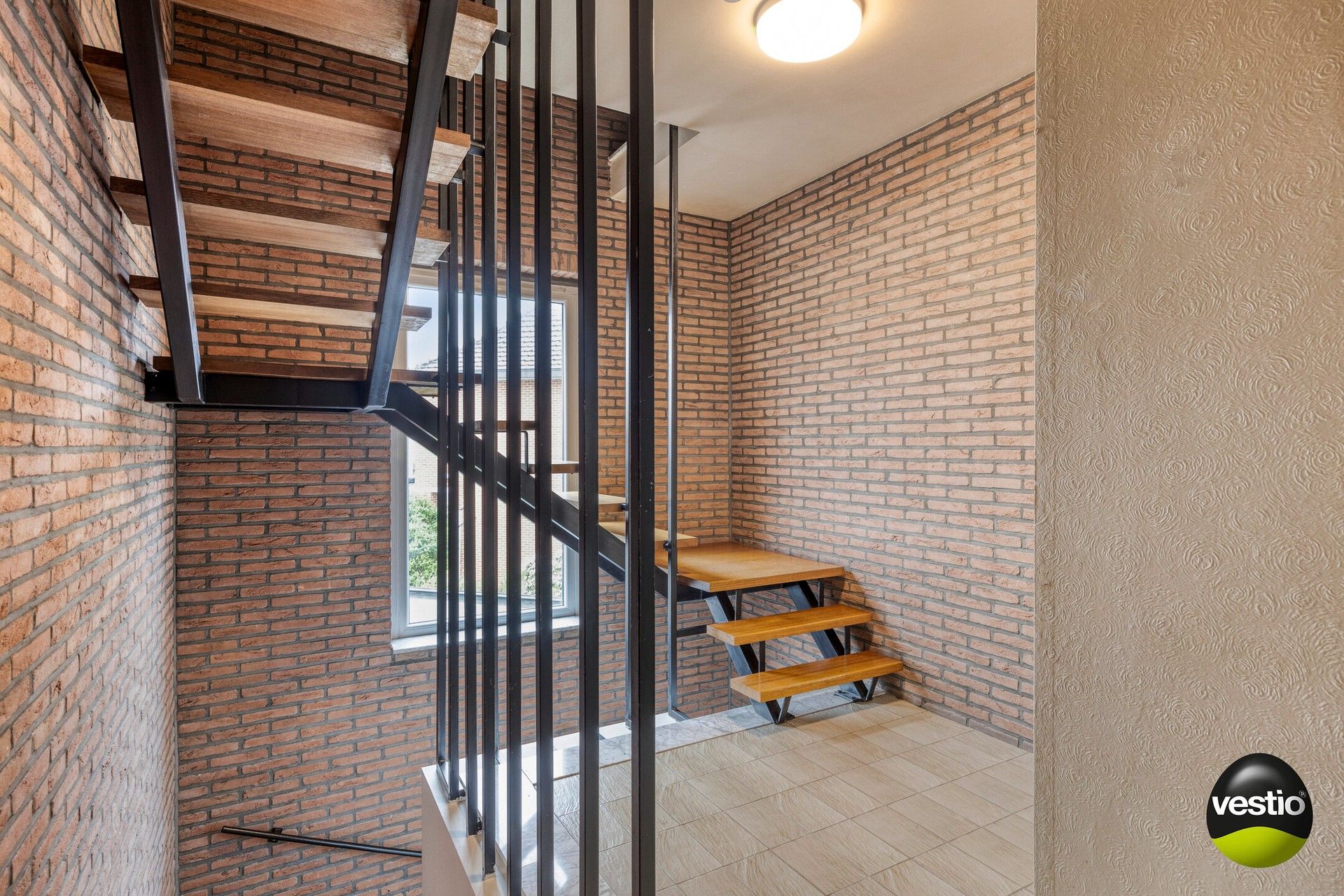 Verhuurde opbrengsteigendom met handelsgelijkvloers en 2 appartementen in Hasselt foto 27