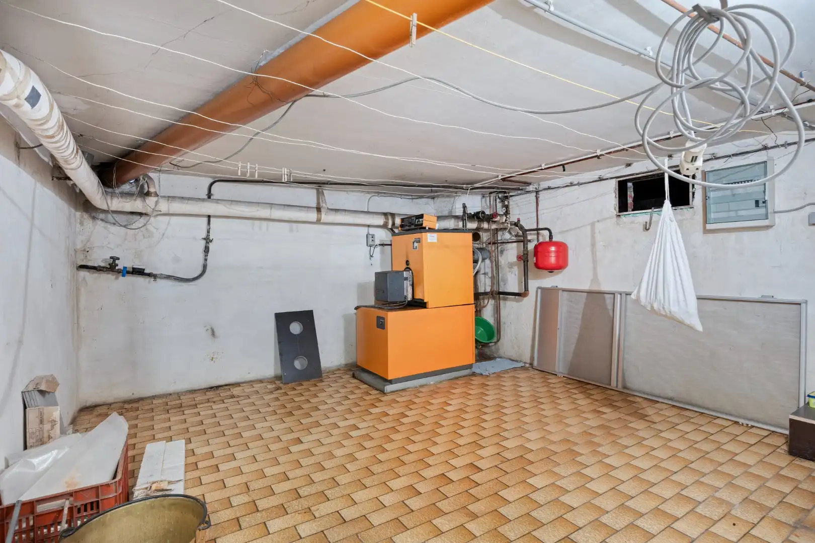 Ruim ingedeelde woning met ioa 4 slpks op een rustige en centrale ligging. foto 23