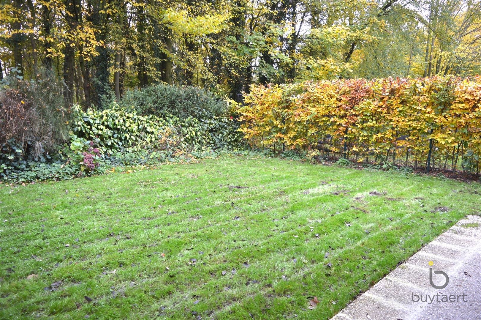 Gelijkvloers appartement met tuin en zicht op groen! foto 2