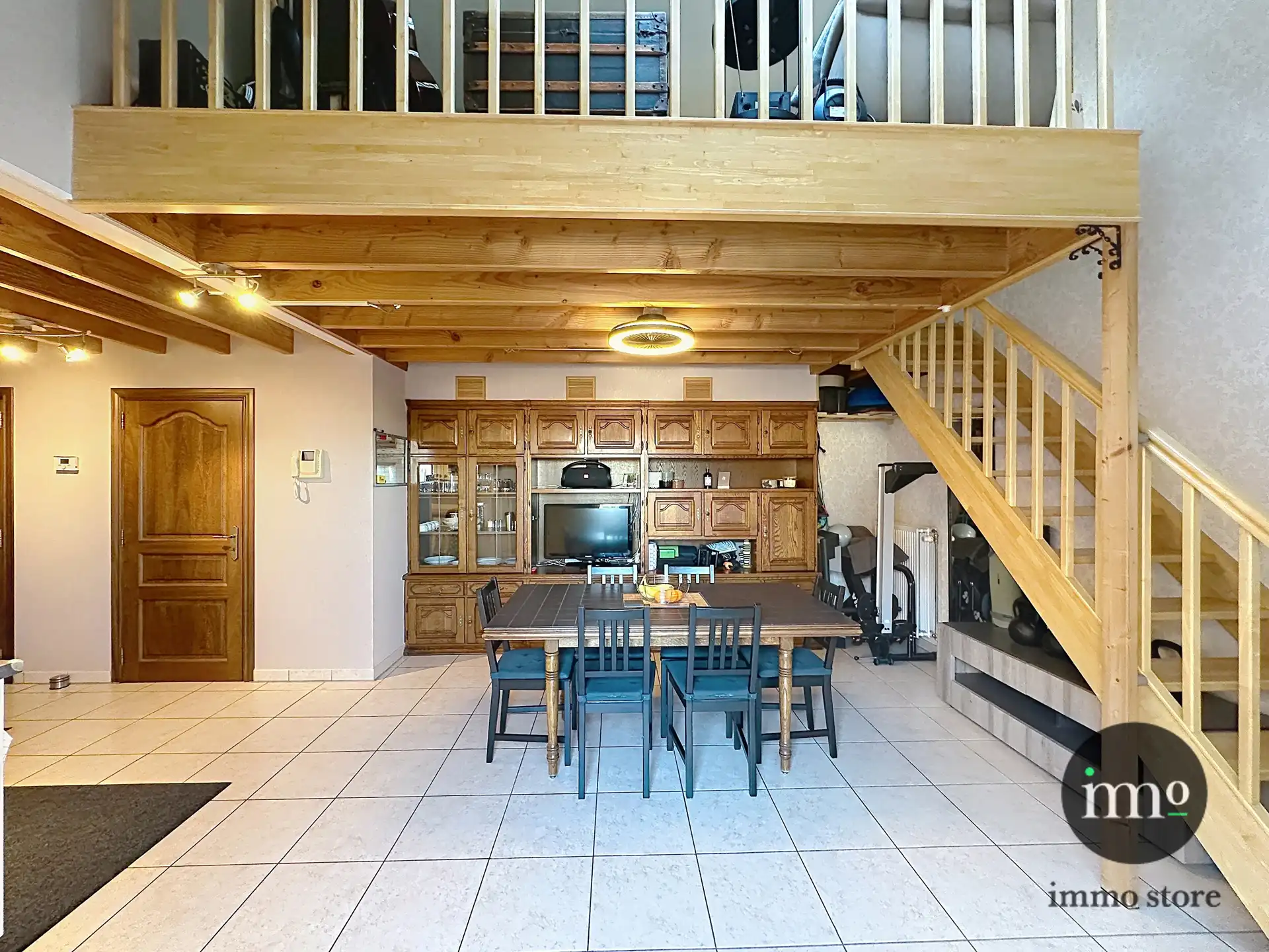 Duplex-appartement met 2 kamers, terras en LIFT foto 2