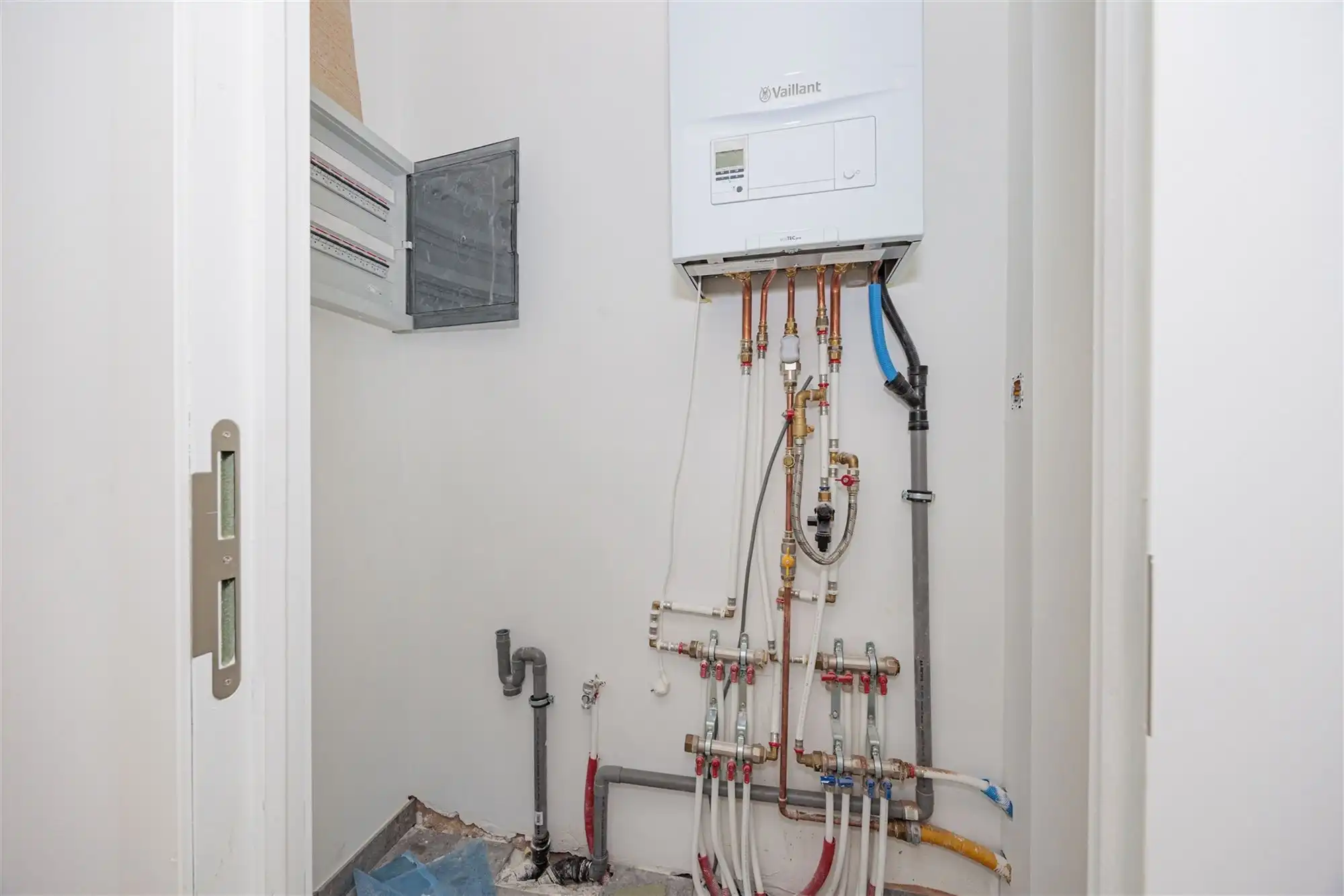 Vergund gerenoveerd appartementsgebouw  foto 15