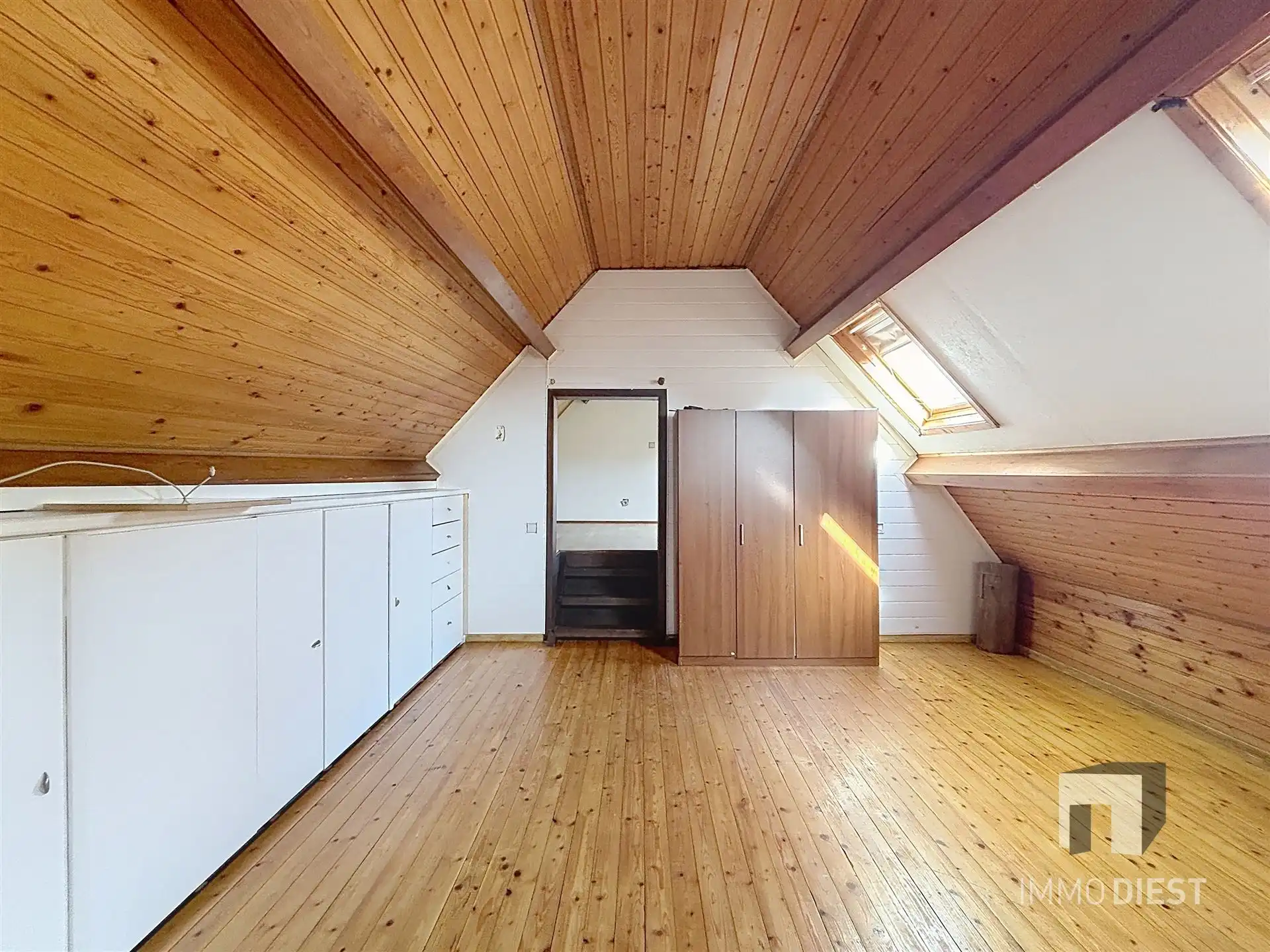 Fermette op 8a 60ca met achteraan zicht over de Demervallei (Langdorp). foto 22