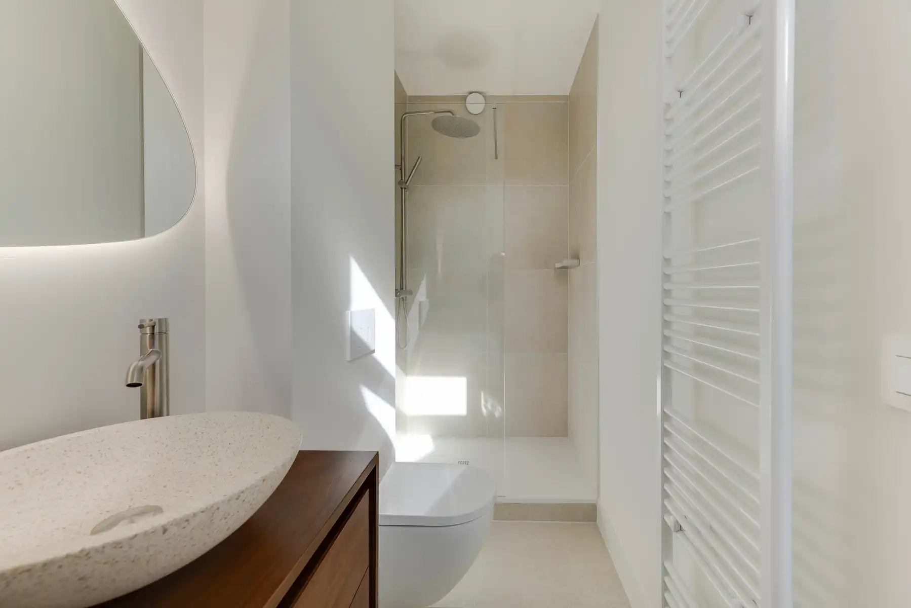 Penthouse met zonneterras en 2 ruime slaapkamers foto 8