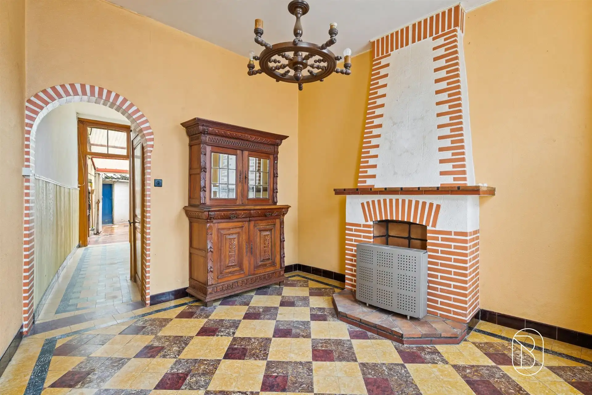 Te renoveren woning vlakbij het centrum van Lessines foto 3