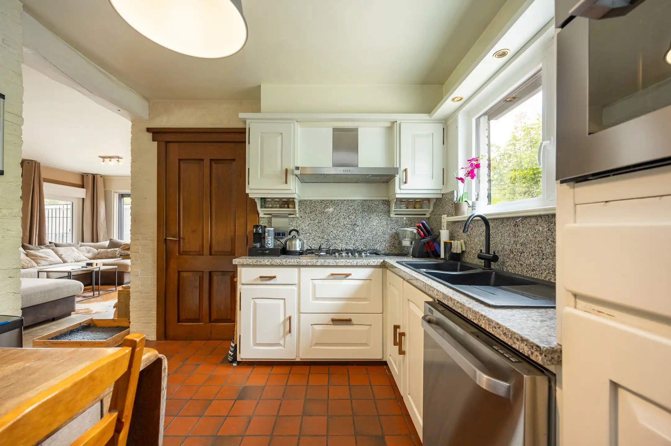 Instapklare 4slpk-woning op rustige locatie te Vosselaar. foto 10