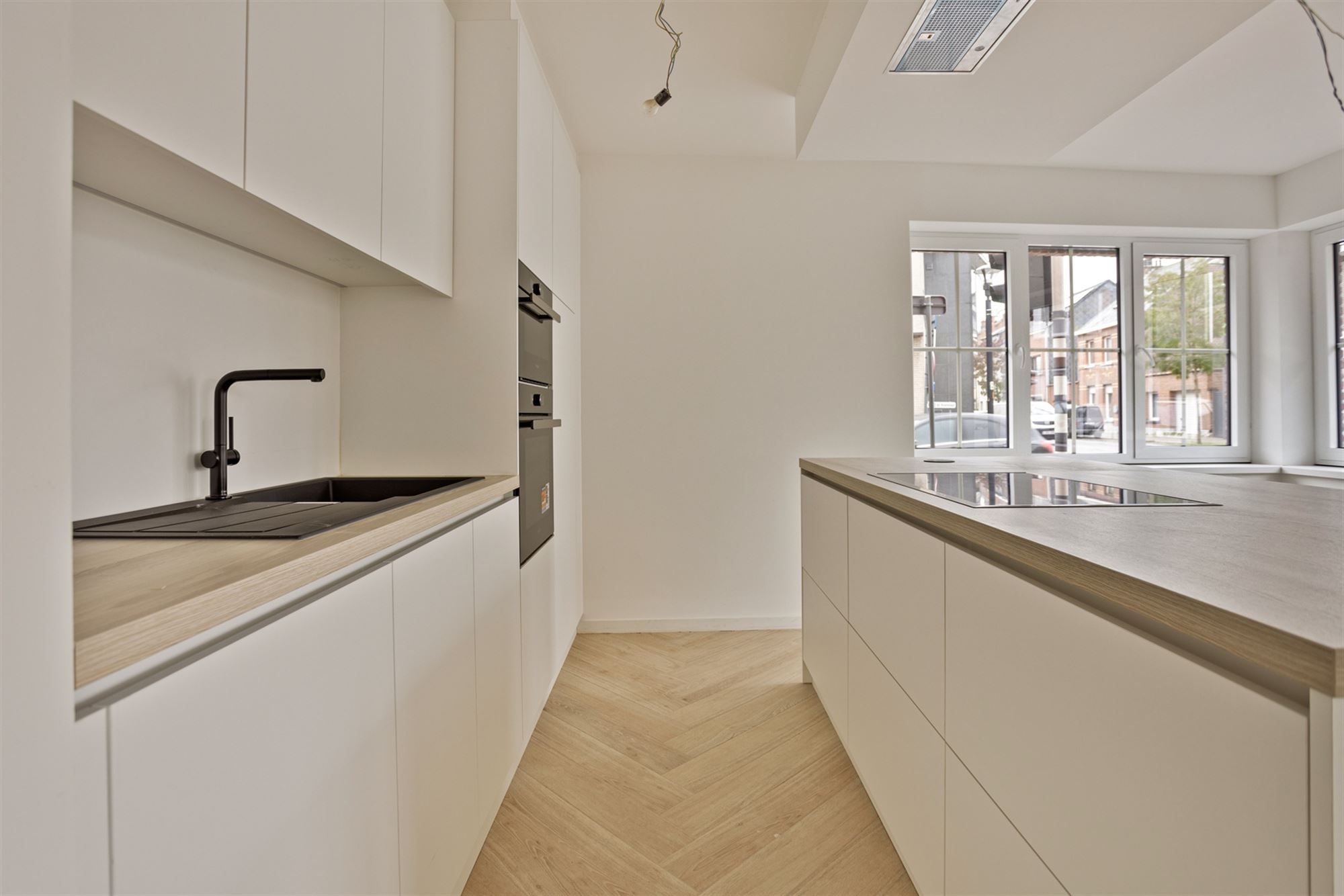 Instapklaar gelijkvloers appartement met 2 slaapkamers. foto 2