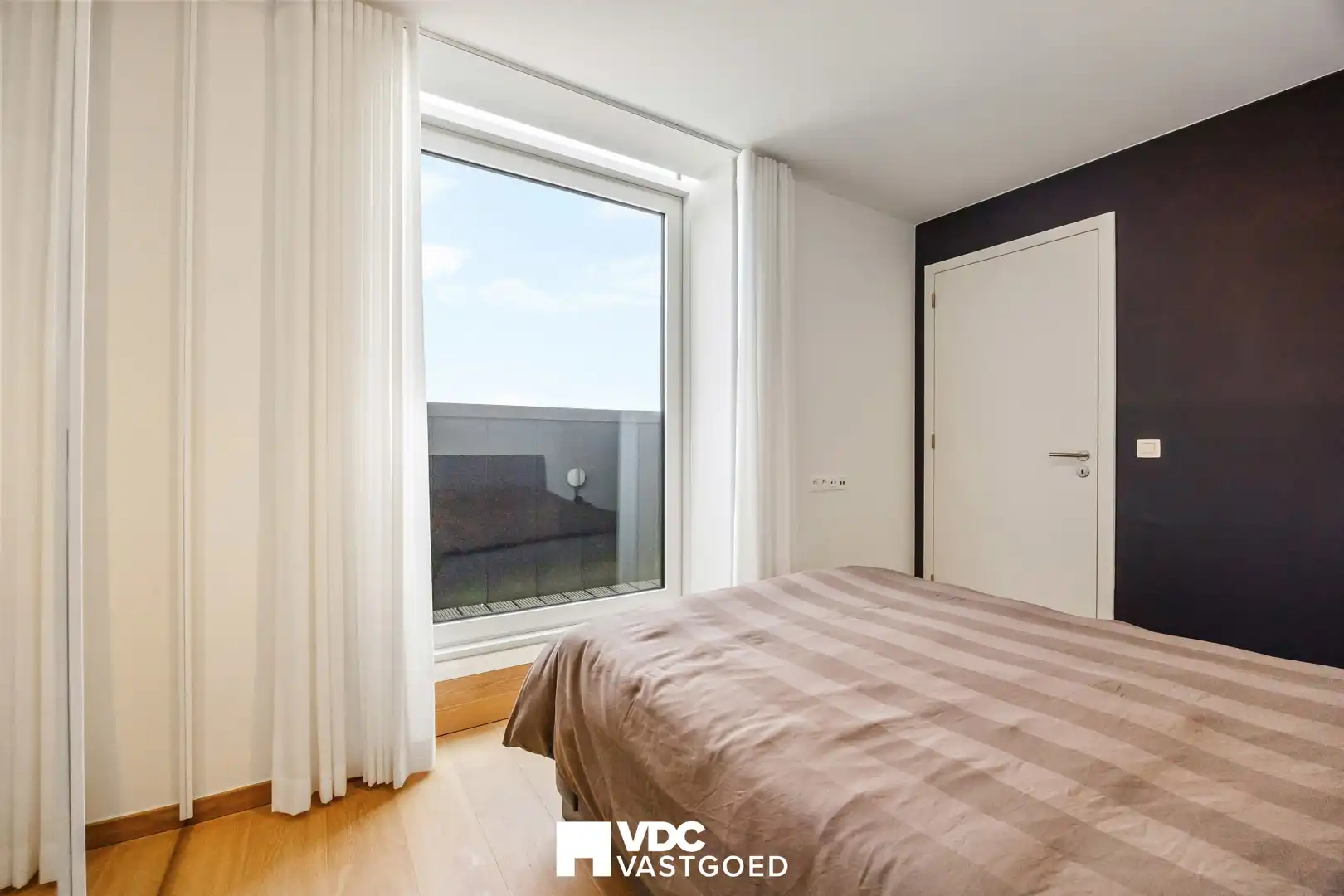 Exclusief duplex-penthouse met panoramisch zwembad – Zuidzicht Hasselt foto 36