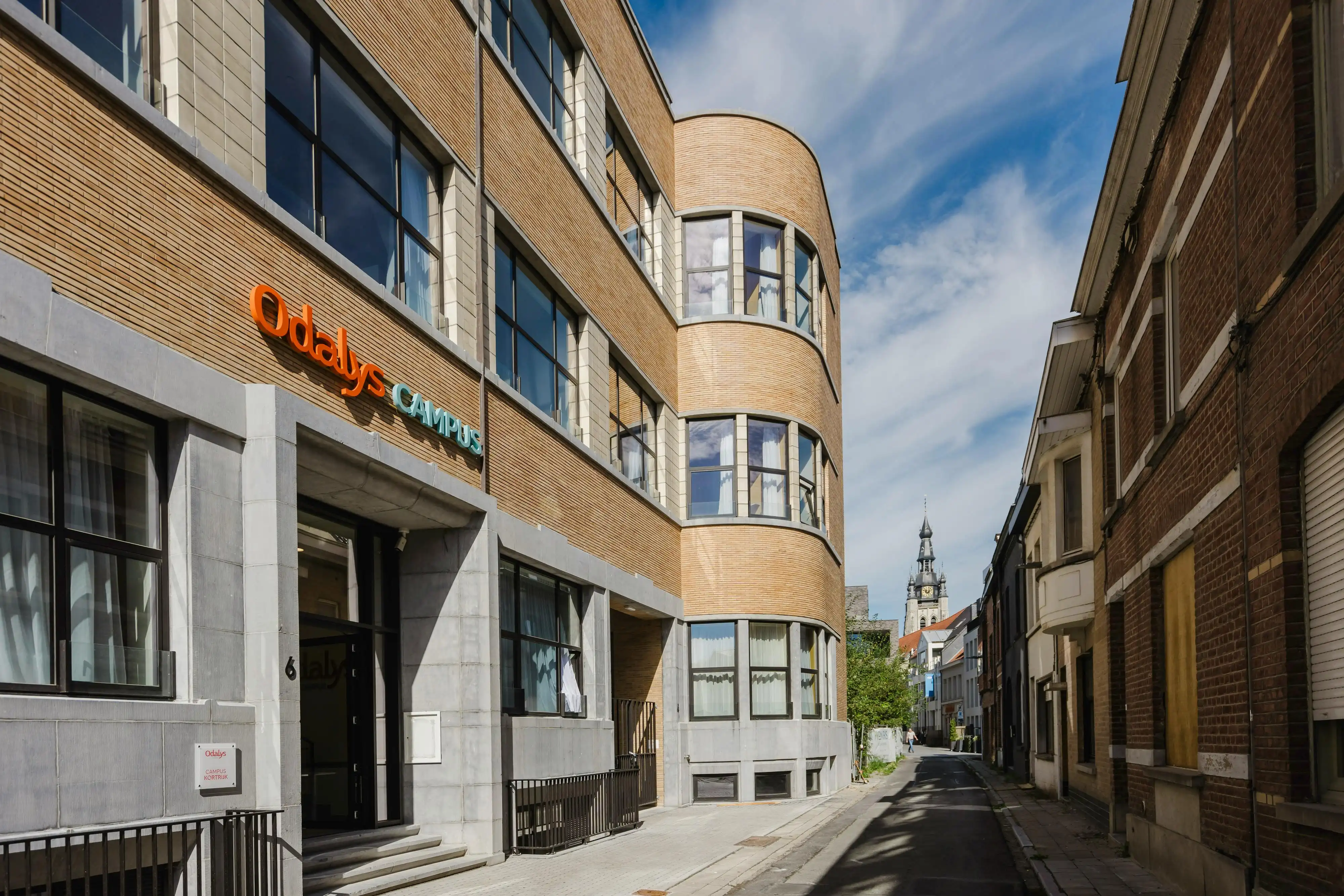 Bemeubelde studentenkamer te koop in centrum Kortrijk foto 4